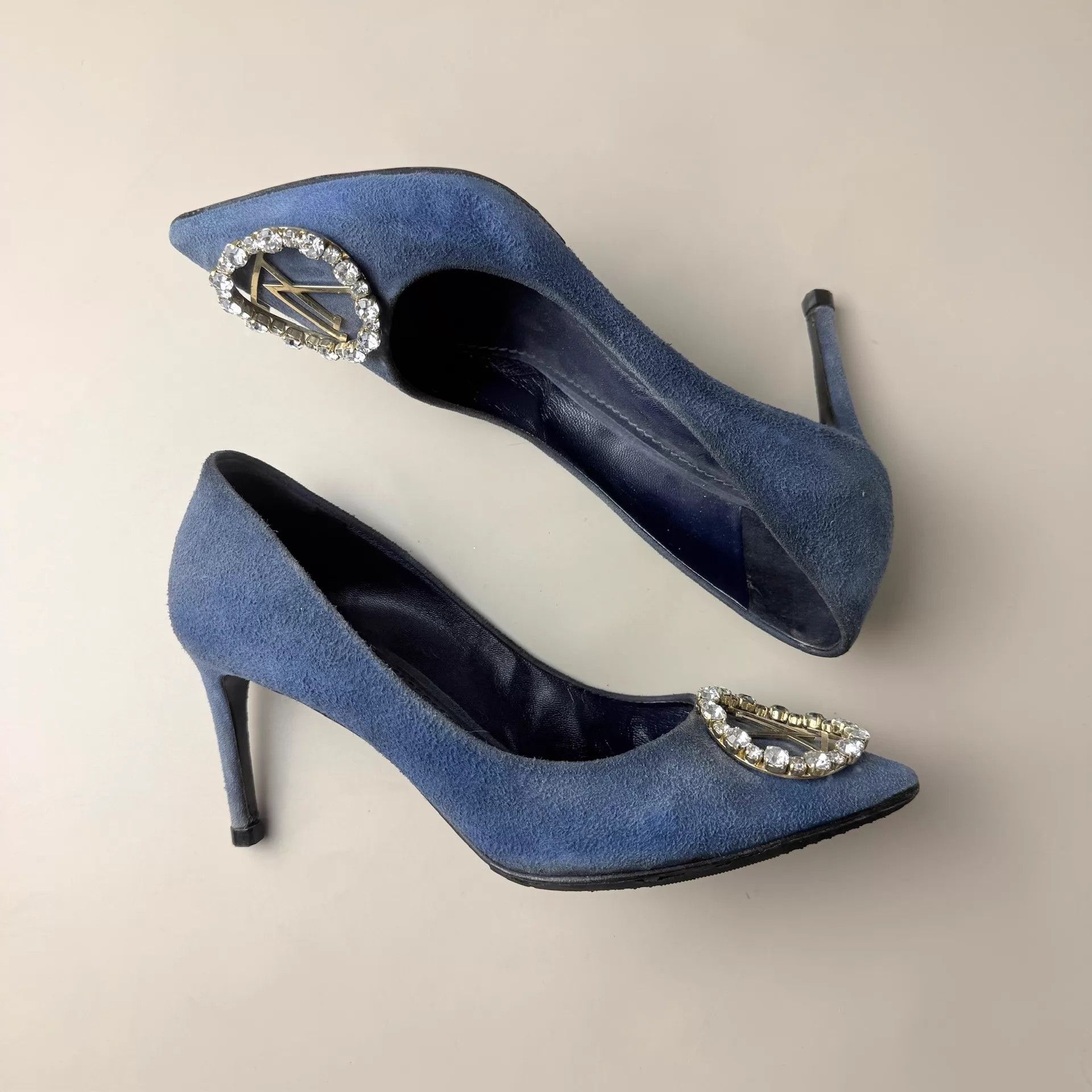 Louis Vuitton LV Women's Blue Gold Diamond Buckle Heels 36 95 Size US 5.5 / IT 35.5 - 4 Thumbnail