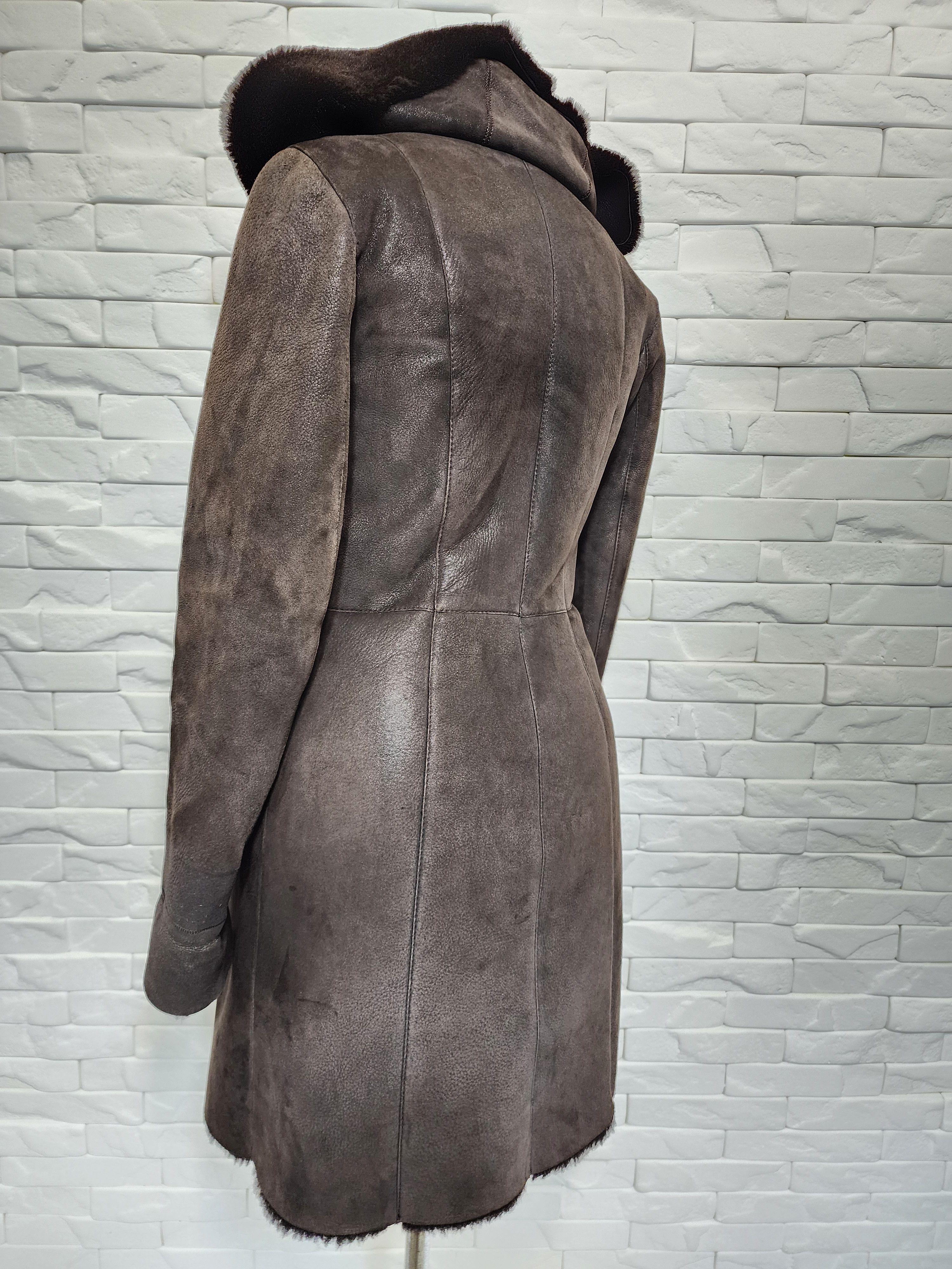 Genuine Leather Brown Sheepskin Coat: Genuine Fur Hood, Metal Zipper. Size S / US 4 / IT 40 - 7 Thumbnail