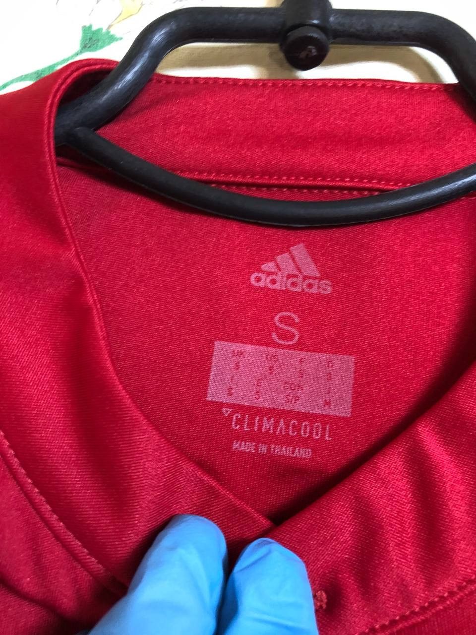 Adidas Manchester United F.C. 2017-2018 home football shirt Adidas Size US S / EU 44-46 / 1 - 2 Thumbnail