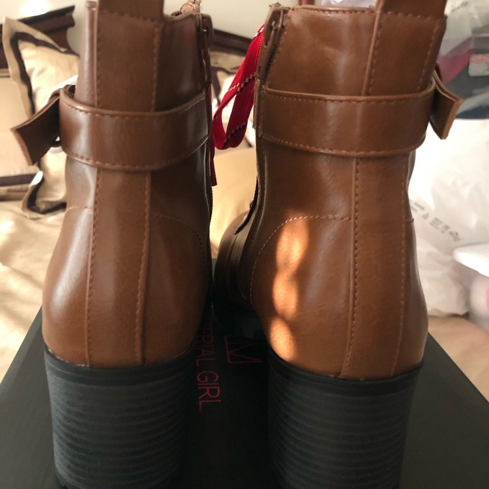 Other Material Girl Women’s Hillari Leather Booties. New in Box. Size US 11 / IT 41 - 4 Thumbnail
