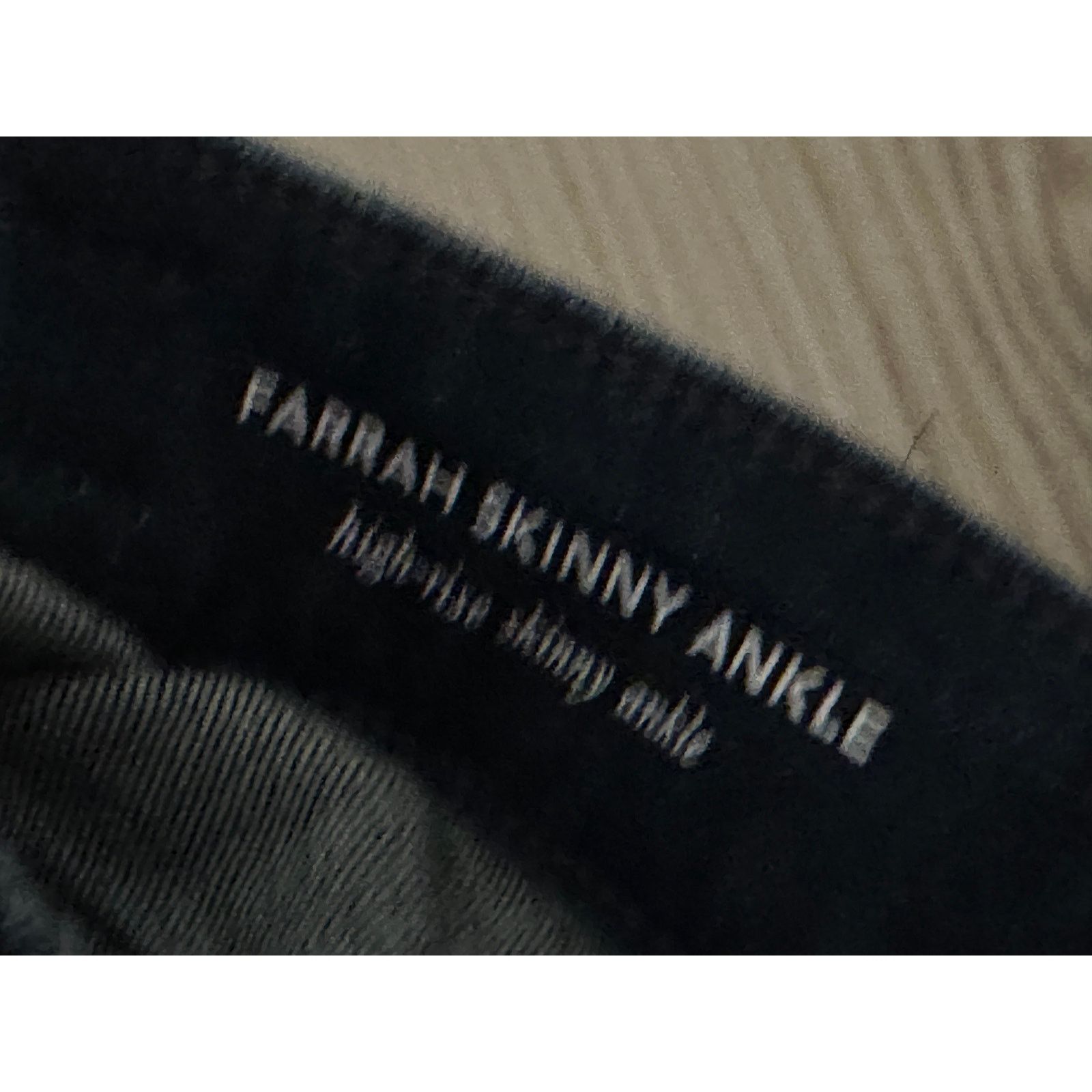 AG Adriano Goldschmied AG Adriano Goldschmied Farrah High Rise Skinny Ankle Jeans Size 27" / US 4 / IT 40 - 16 Thumbnail