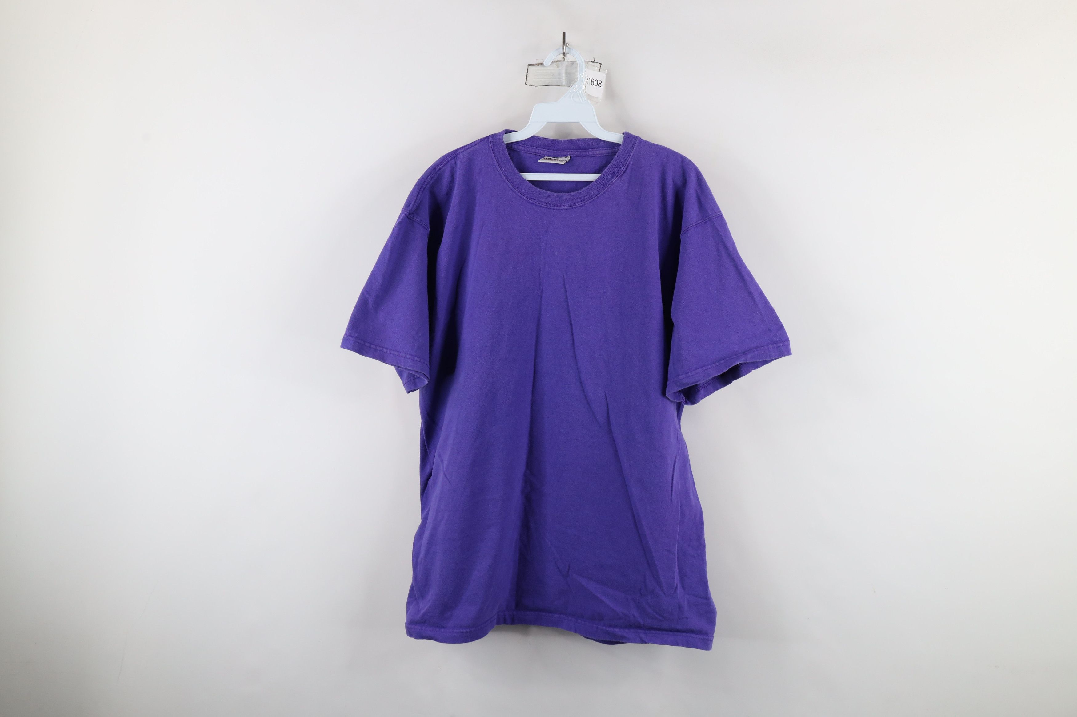 Vintage Vintage 90s Streetwear Heavyweight Cotton T-Shirt Purple Size US L / EU 52-54 / 3 - 1 Thumbnail