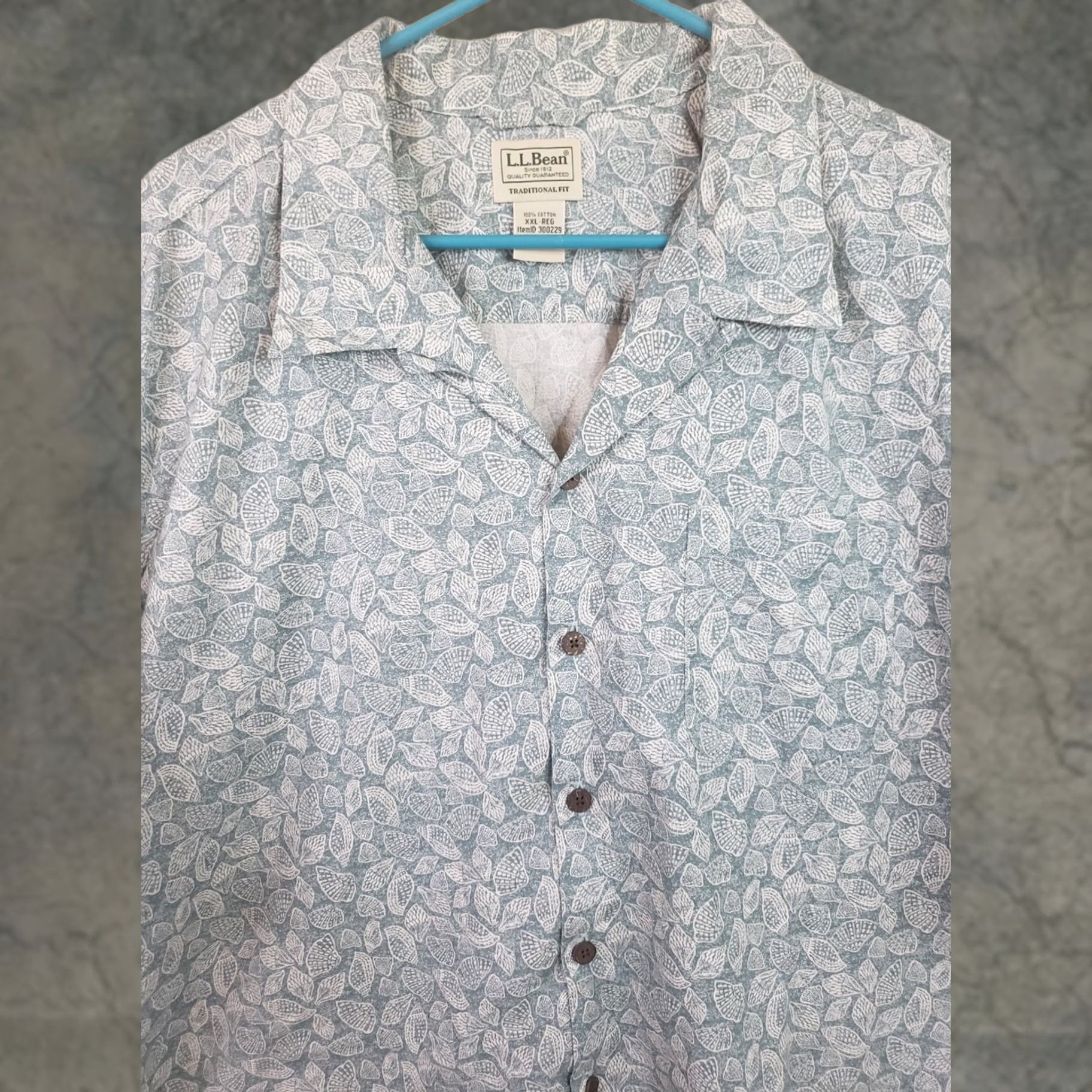 Vintage LL Bean SS Shirt Mens 2XL Teal Blue Geometric Seashell Pattern Button Up Casual Shirt Men Short Sleeve Traditional Fit Pocketed Beach Size US XXL / EU 58 / 5 - 1 Thumbnail