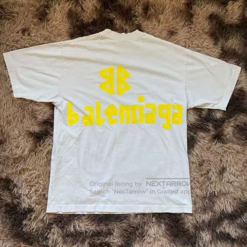 Balenciaga Balenciaga White distressed short-sleeve with front and ba Size US XS / EU 42 / 0 - 2 Thumbnail