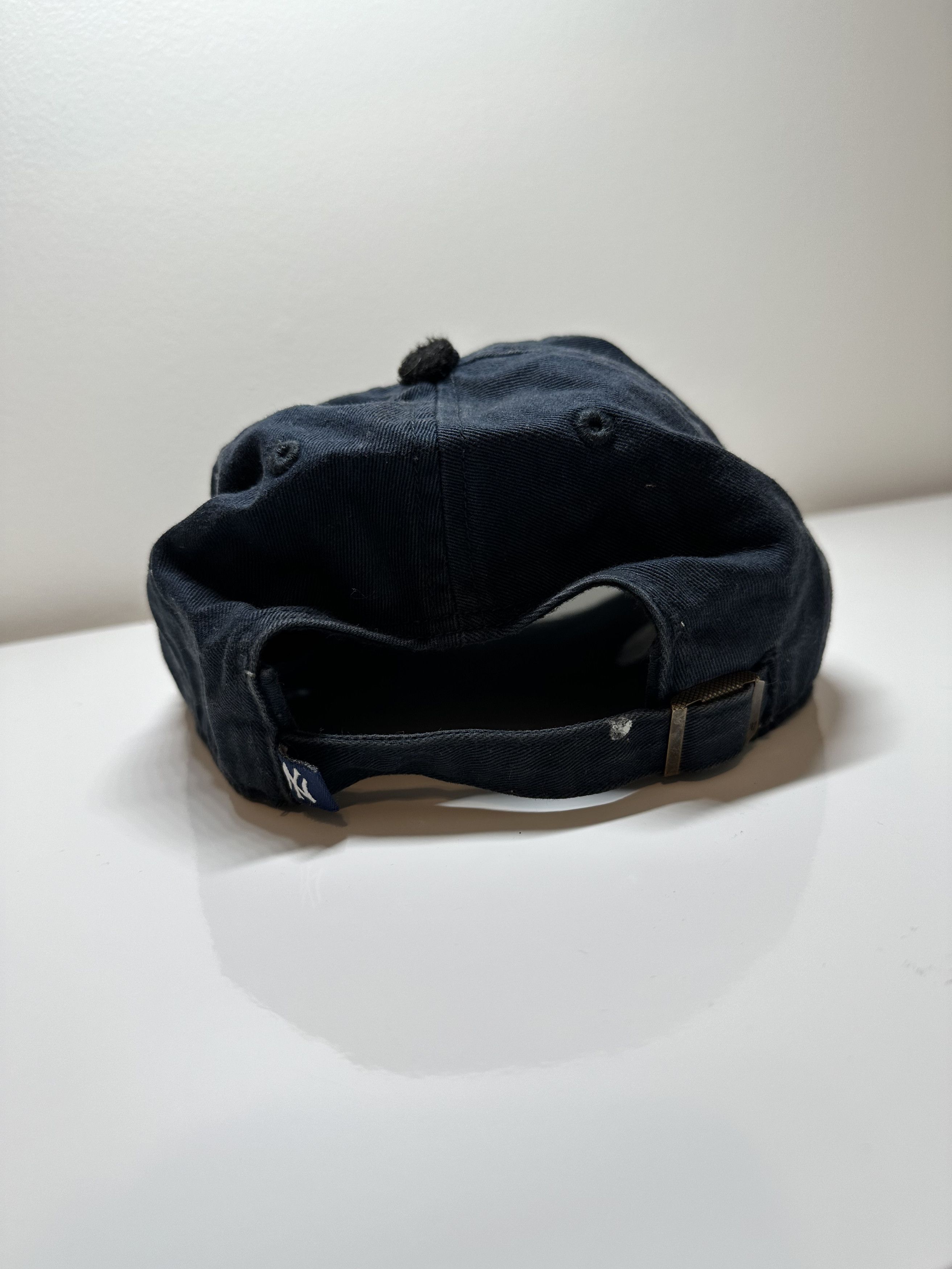 New York Yankees Yankees hat Size ONE SIZE - 3 Thumbnail