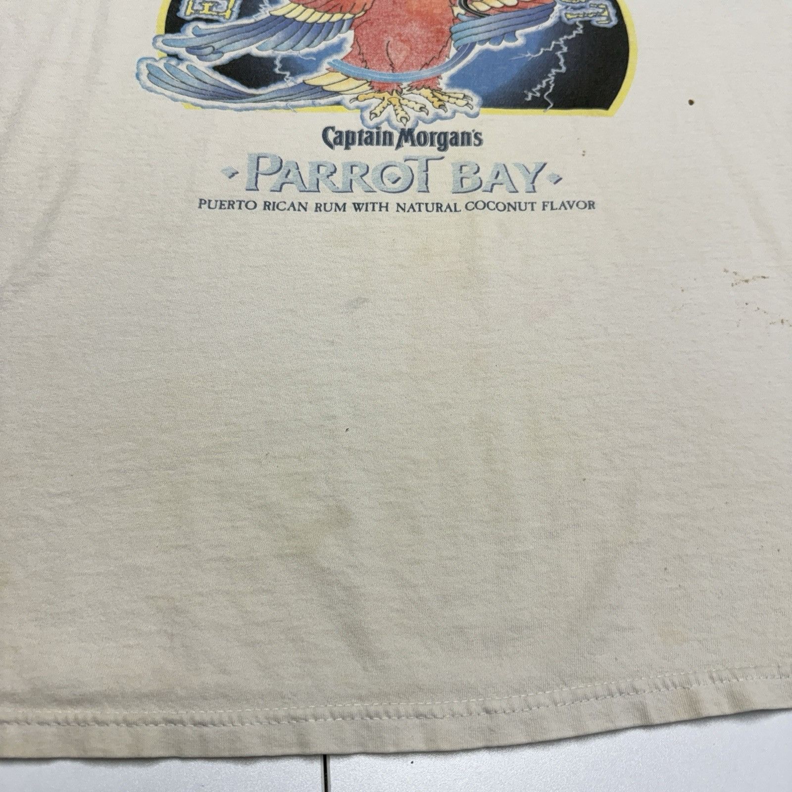 Vintage Vintage Electric Parrot Captain Morgans T Shirt Mens XL Size US XL / EU 56 / 4 - 8 Thumbnail