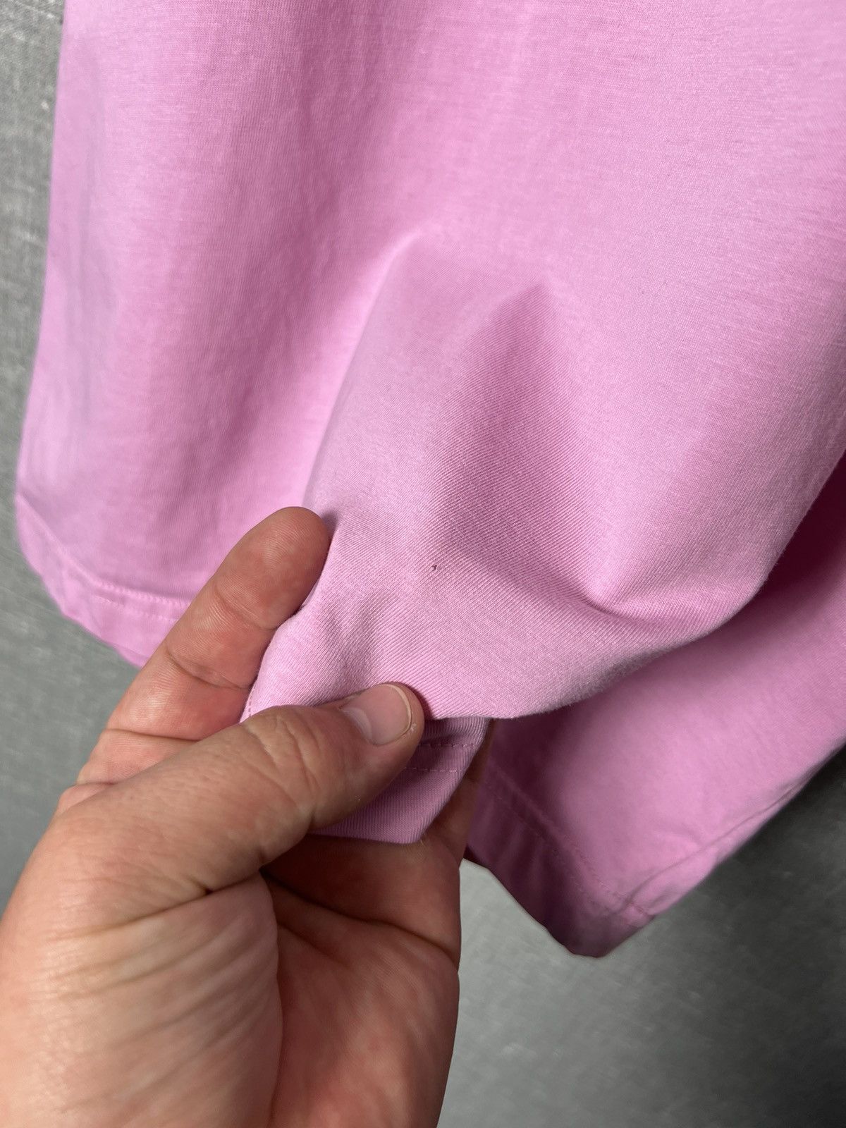 Diesel Rare Vintage Diesel Big Logo Pink Tee Size US L / EU 52-54 / 3 - 6 Thumbnail