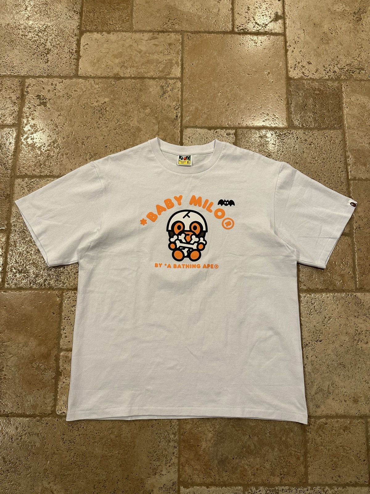 Bape Bape Baby Milo Halloween Bones / Bats White T-Shirt Size US XL / EU 56 / 4 - 3 Thumbnail