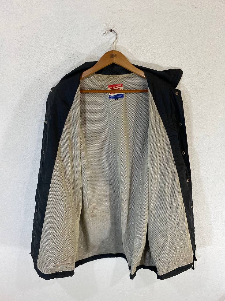 Pepsi vintage pepsi cola light coach jacket nice design Size US L / EU 52-54 / 3 - 6 Thumbnail