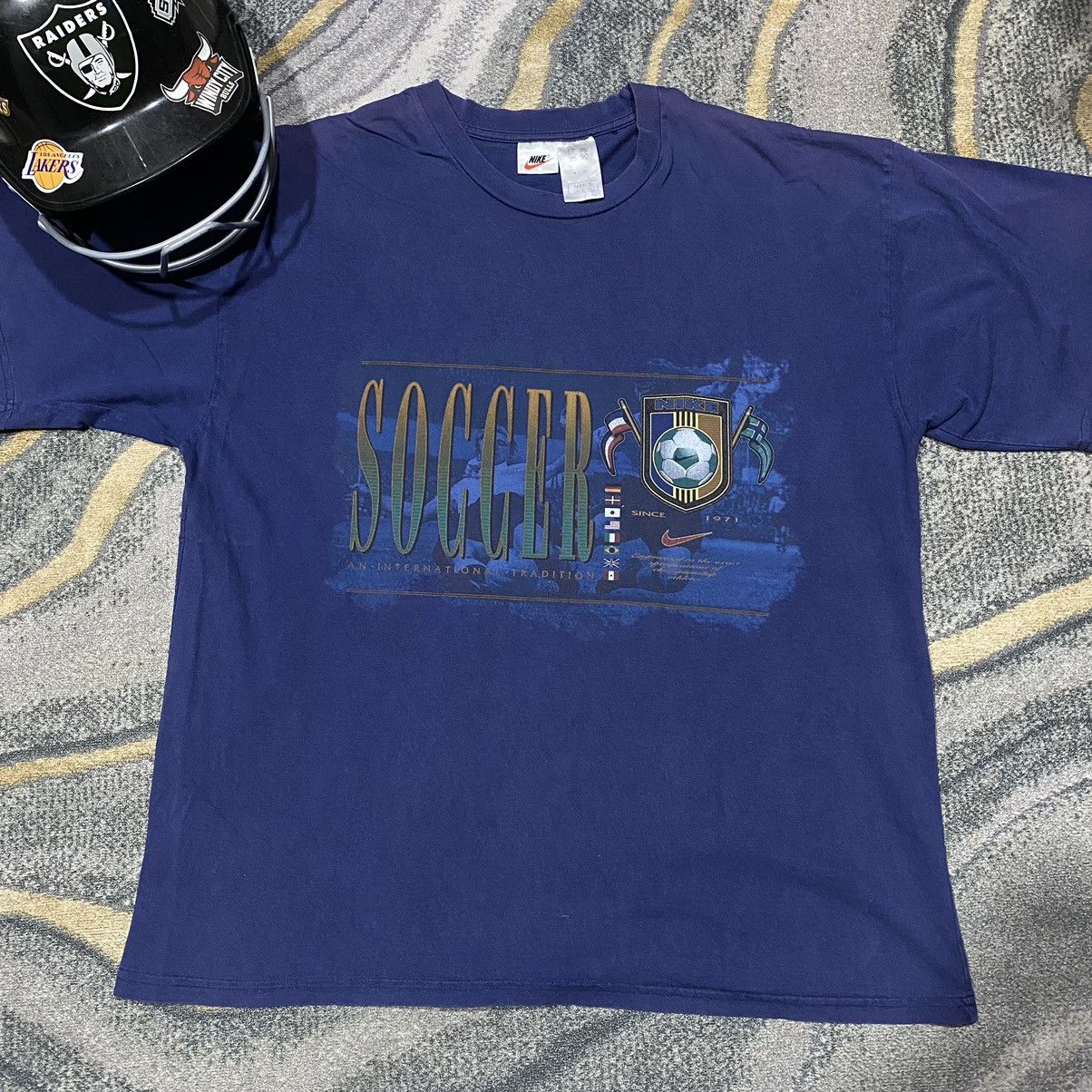 Nike × Vintage Vintage 90s Nike Soccer Size US L / EU 52-54 / 3 - 1 Thumbnail