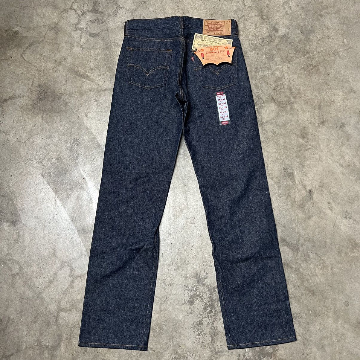 Levi's × Levi's Vintage Clothing × Vintage Vintage 90’s Levi’s 501 🇺🇸 Straight-Leg Denim Jeans Size US 31 - 2 Thumbnail