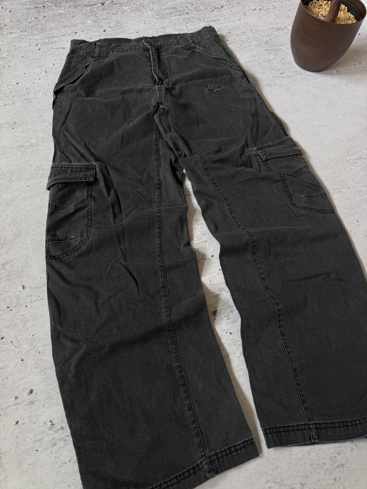 Nike × Vintage NIKE CARGO VINTAGE Y2K OVERSIZE BAGGY FIT PANTS SWEATPANTS Size US 32 / EU 48 - 2 Thumbnail