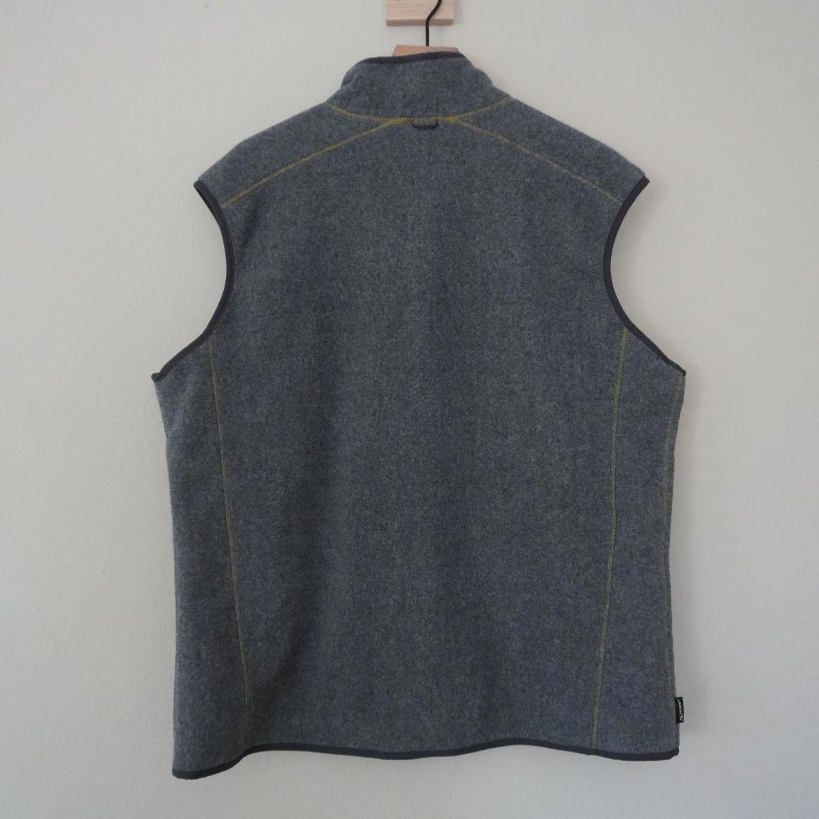 Eddie Bauer Eddie Bauer Vest Men's L Grey Yellow Trim Polartec Size US L / EU 52-54 / 3 - 8 Thumbnail