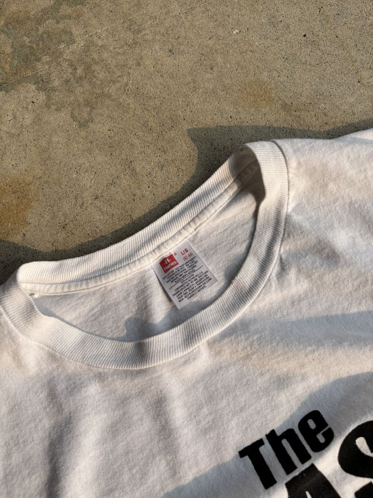 Band Tees Vintage 80s The Clash Japanese Tour Rare Boxy White Tee Size US L / EU 52-54 / 3 - 4 Thumbnail