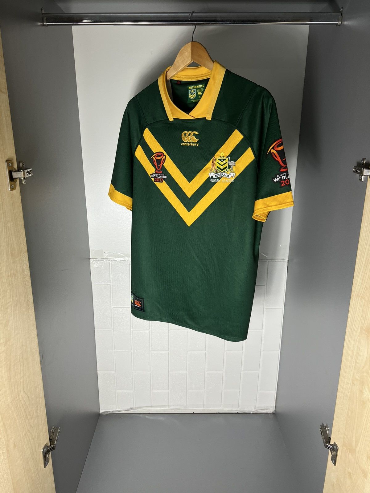 Canterbury of New Zealand VINTAGE CANTERBURY NRL AUSTRALIA RETRO RUGBY JERSEY Y2K 90s Size US XL / EU 56 / 4 - 8 Thumbnail