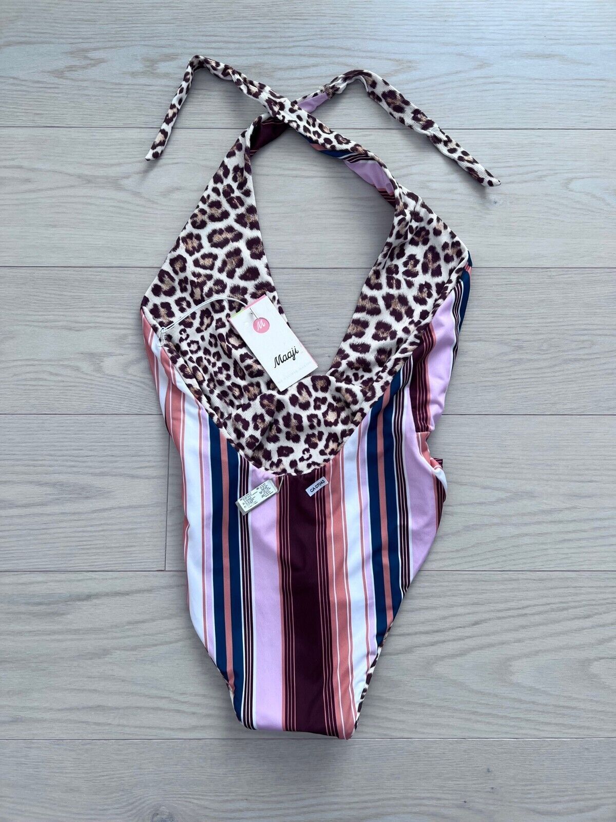 Other Maaji Nunik Plunge Reversible One Piece - Cheetah ( M ) Size 30" / US 8 / IT 44 - 9 Thumbnail