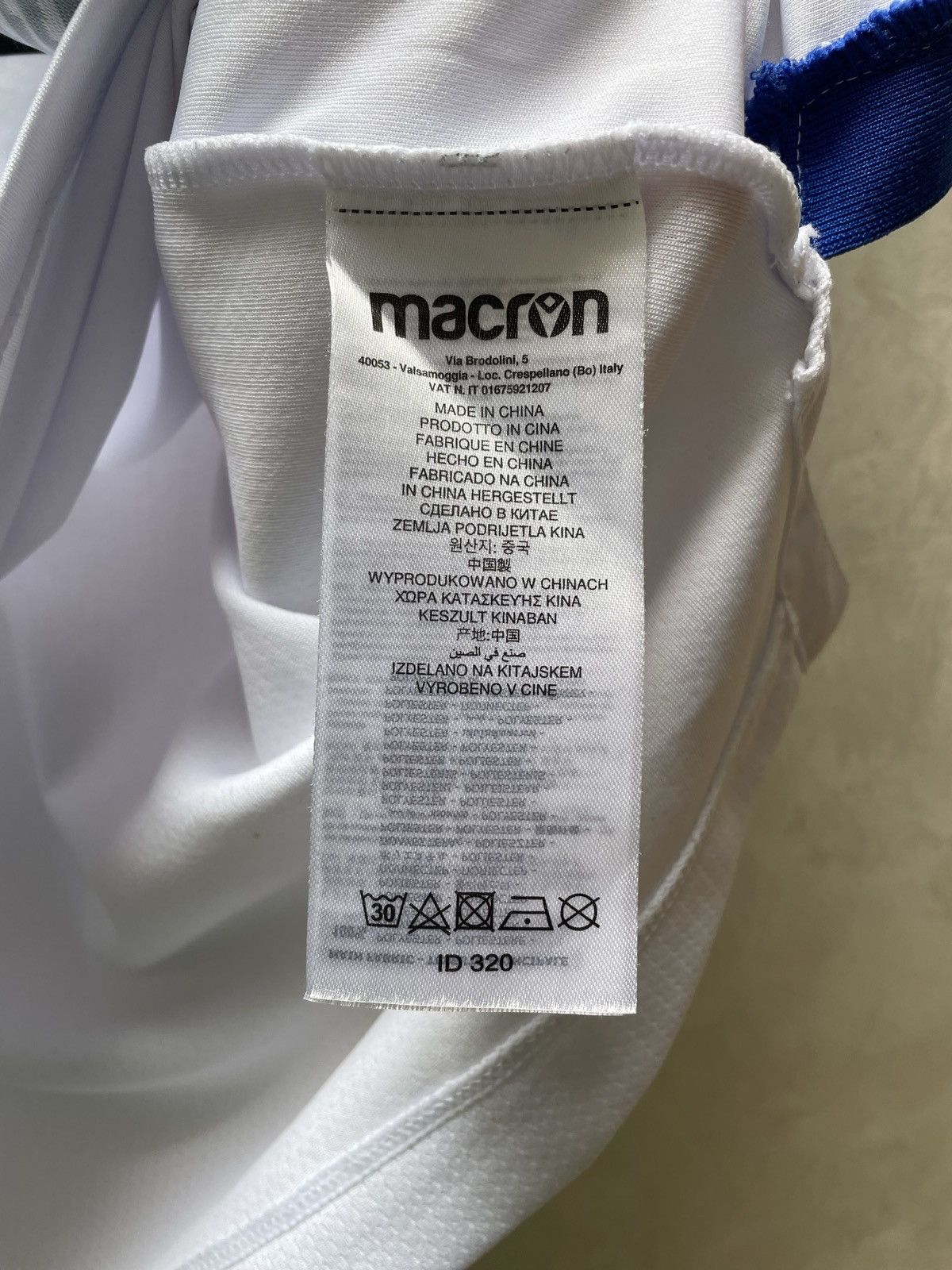 Macron SAMPDORIA 2020 2021 AWAY FOOTBALL SHIRT SOCCER JERSEY MACRON Size US XL / EU 56 / 4 - 6 Thumbnail