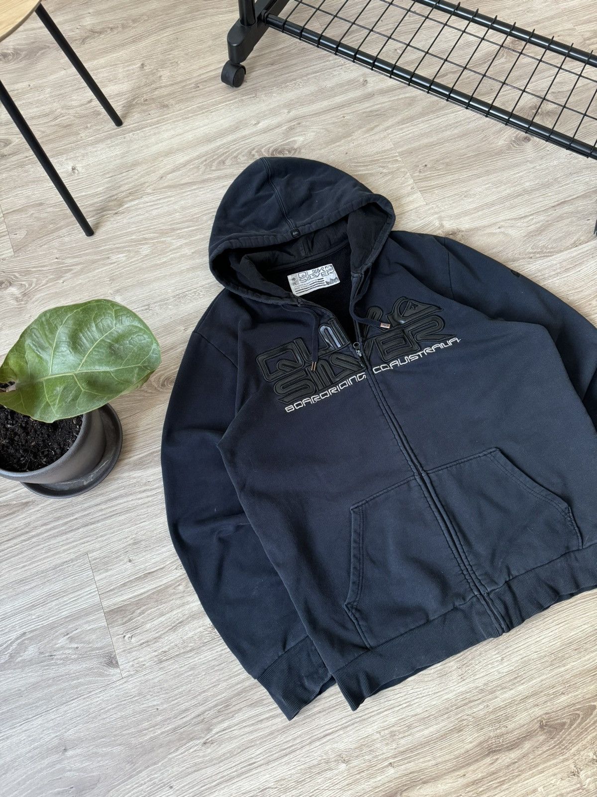 Quiksilver Vintage Y2K Quiksilver Embroidered Big Logo Zip Hoodie Size US XL / EU 56 / 4 - 2 Thumbnail