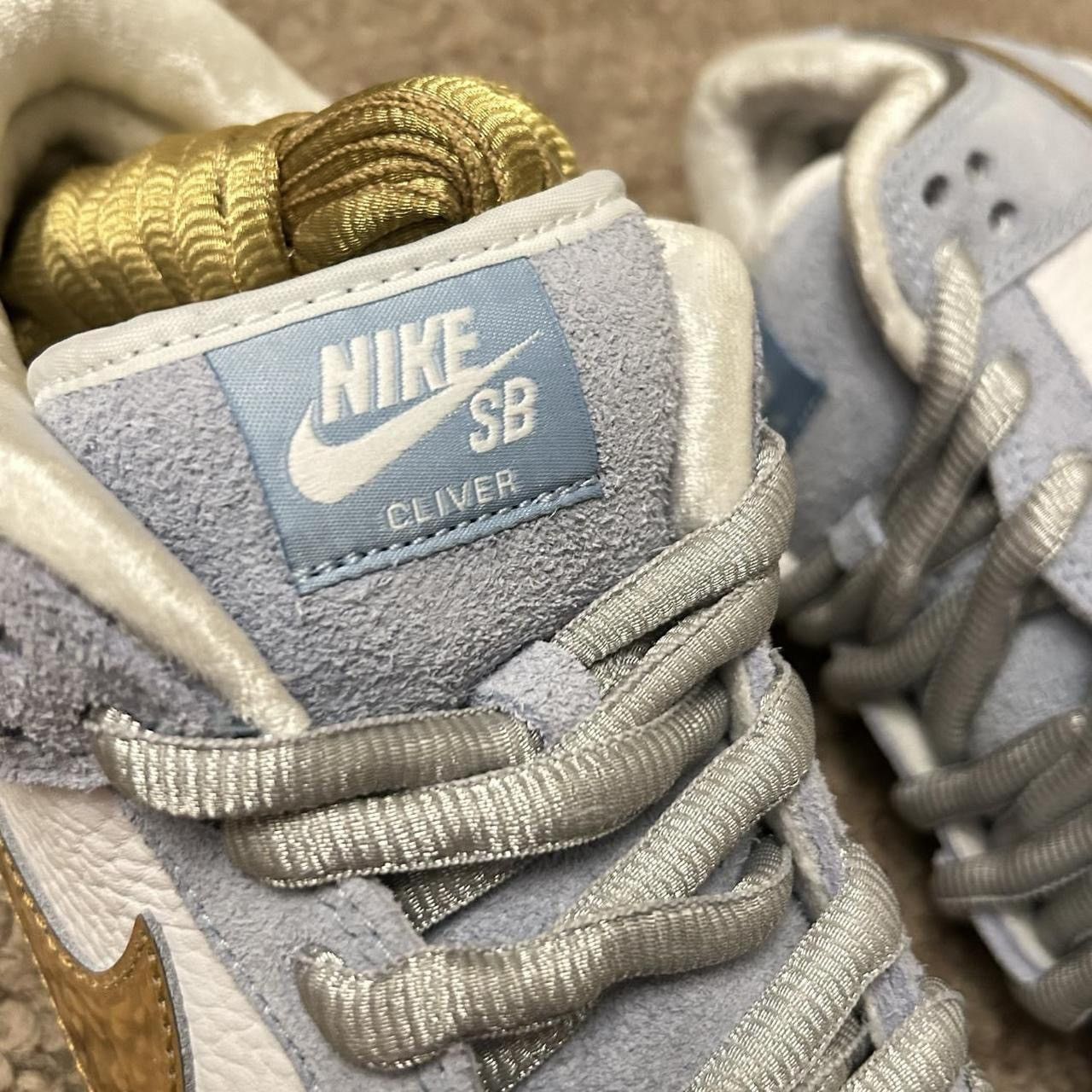 Nike SB 2020 Nike SB Sean Cliver Dunk Low Size US 8 / EU 41 - 3 Thumbnail