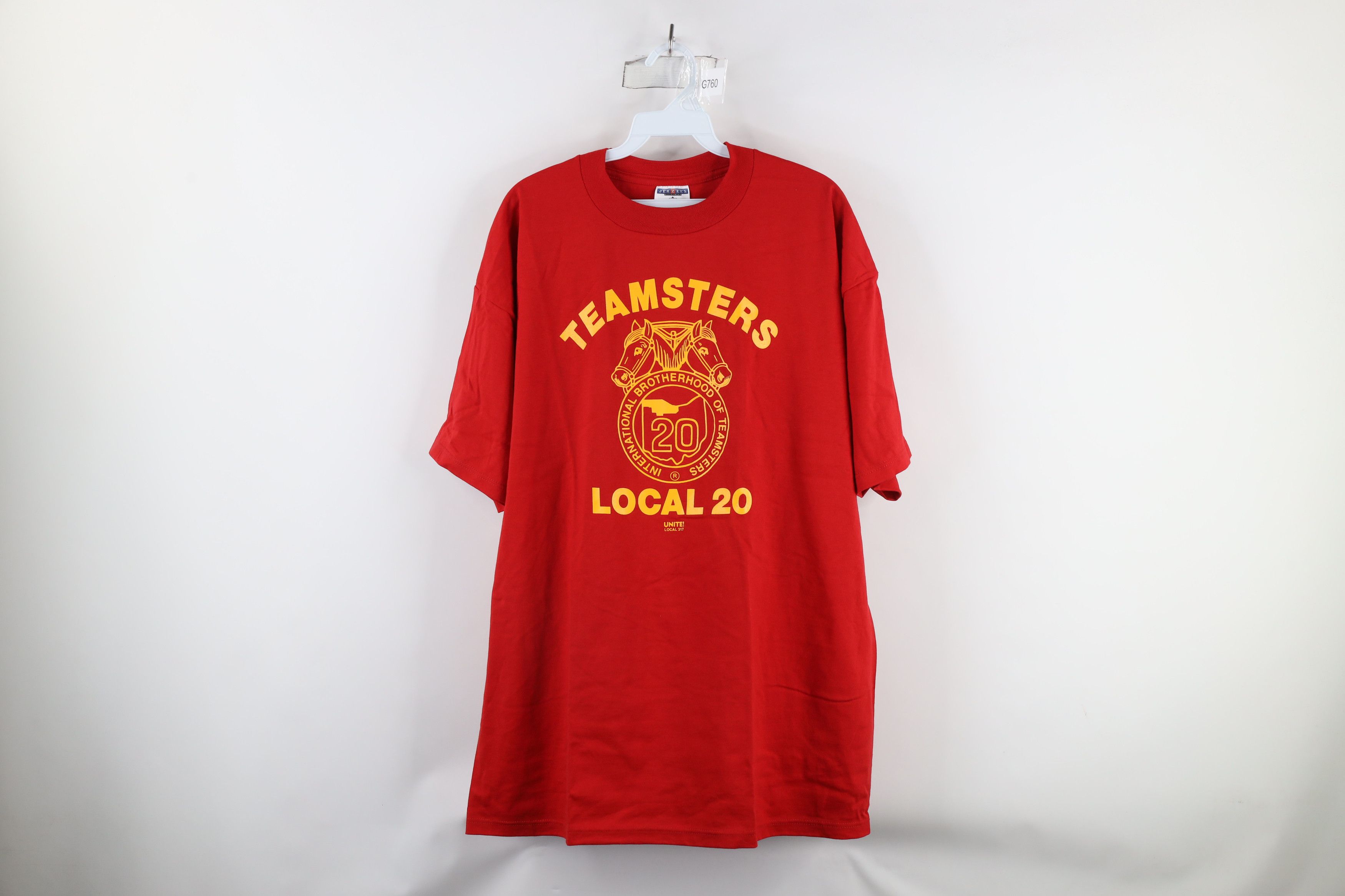 Vintage Vintage 90s Out Teamsters Local 20 Union T-Shirt Red USA Size US XL / EU 56 / 4 - 1 Thumbnail