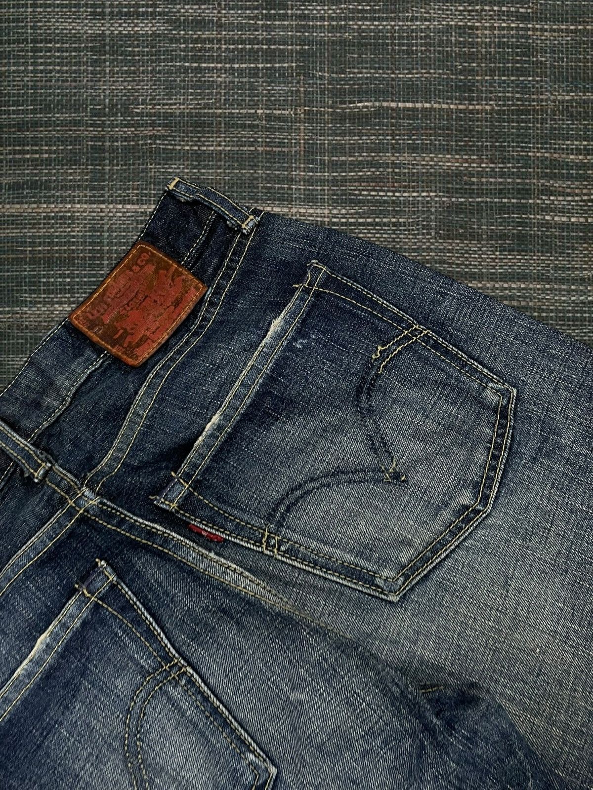 Levi's Vintage Clothing Vintate 1990s Designer Levis 502 Distressed Blue Denim Size US 29 - 16 Thumbnail