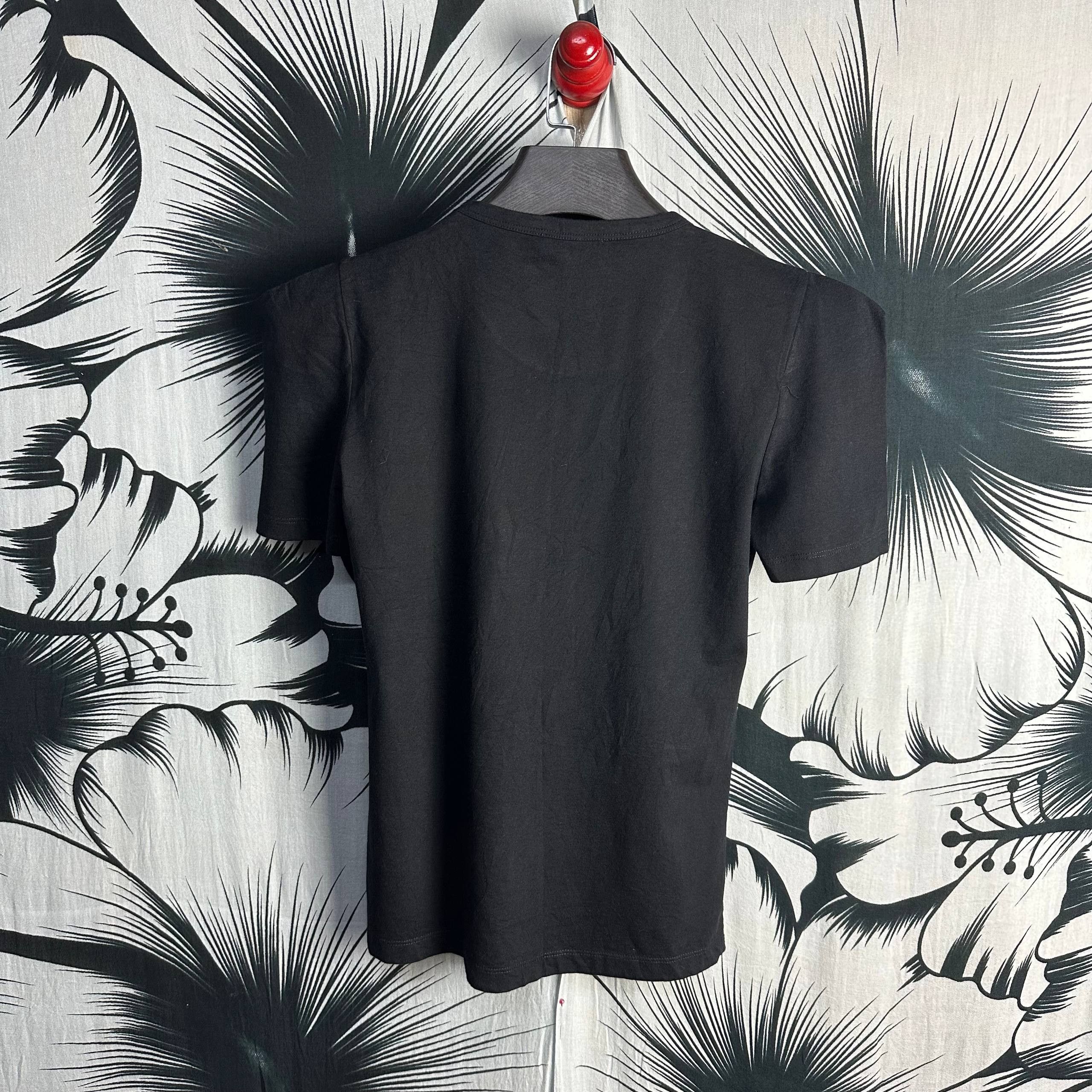 Vivienne Westwood Archive Vivienne Westwood Iconic Orb Logo T-Shirt Size S / US 4 / IT 40 - 2 Thumbnail