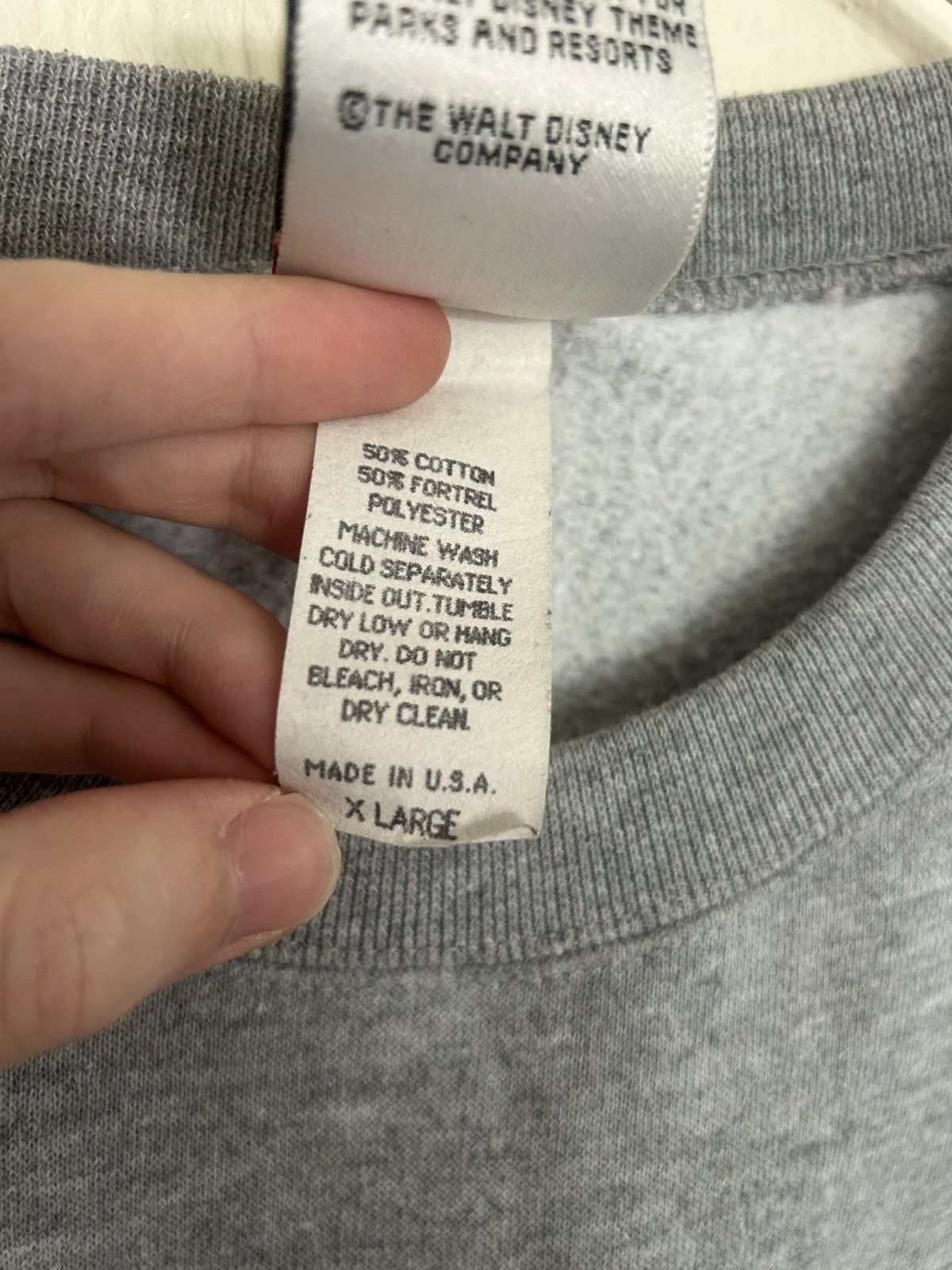 Mickey Inc Vintage Mickey Inc Disney World 25 Year Anniversary Sweater Size US XL / EU 56 / 4 - 6 Thumbnail