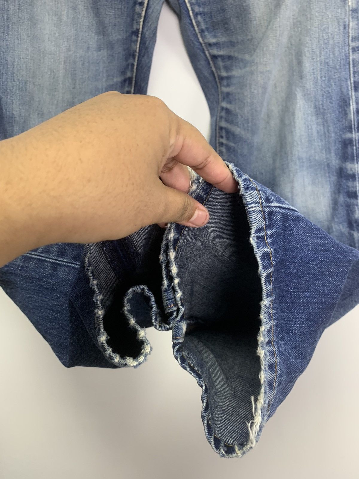 Levi's Vintage 505 Levi’s Distress Denim Size US 31 - 9 Thumbnail