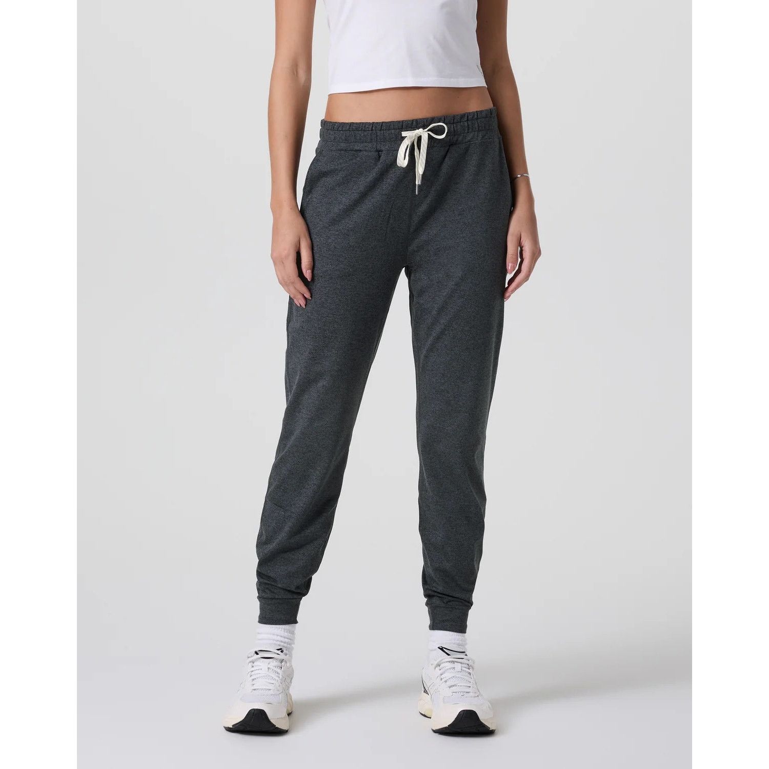 Vuori Vuori Women’s Performance Jogger Charcoal Heather Pants XS Size 25" / US 0 / IT 36 - 2 Thumbnail