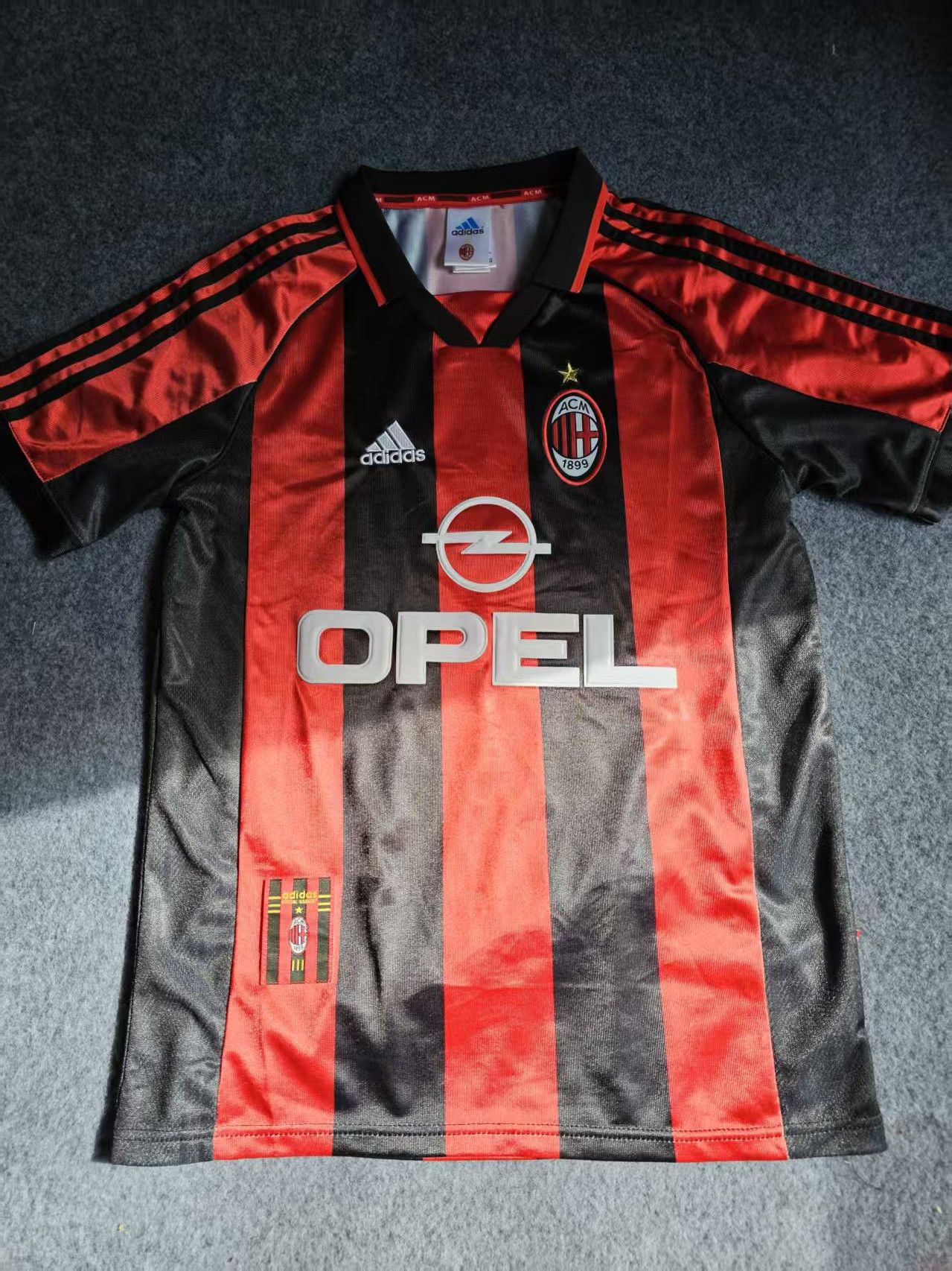 Other 1998 00 AC Milan Jersey Home Size US M / EU 48-50 / 2 - 1 Thumbnail