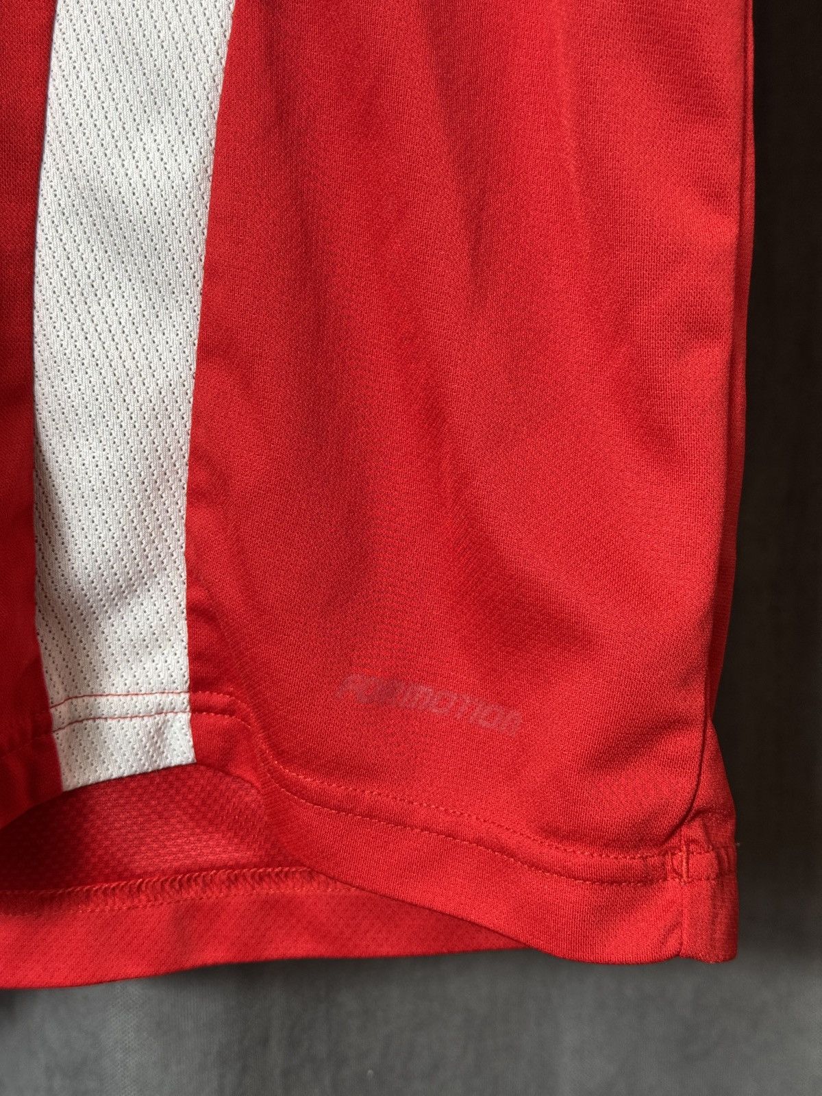 Adidas × Vintage Vintage Adidas Liverpool 2008 2009 Training Shirt Jersey Size US M / EU 48-50 / 2 - 3 Thumbnail