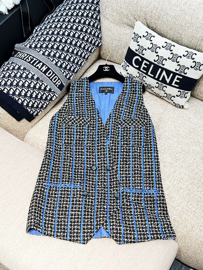 Chanel Chanel 20P black and white blue braided tweed long vest Size S / US 4 / IT 40 - 1 Thumbnail