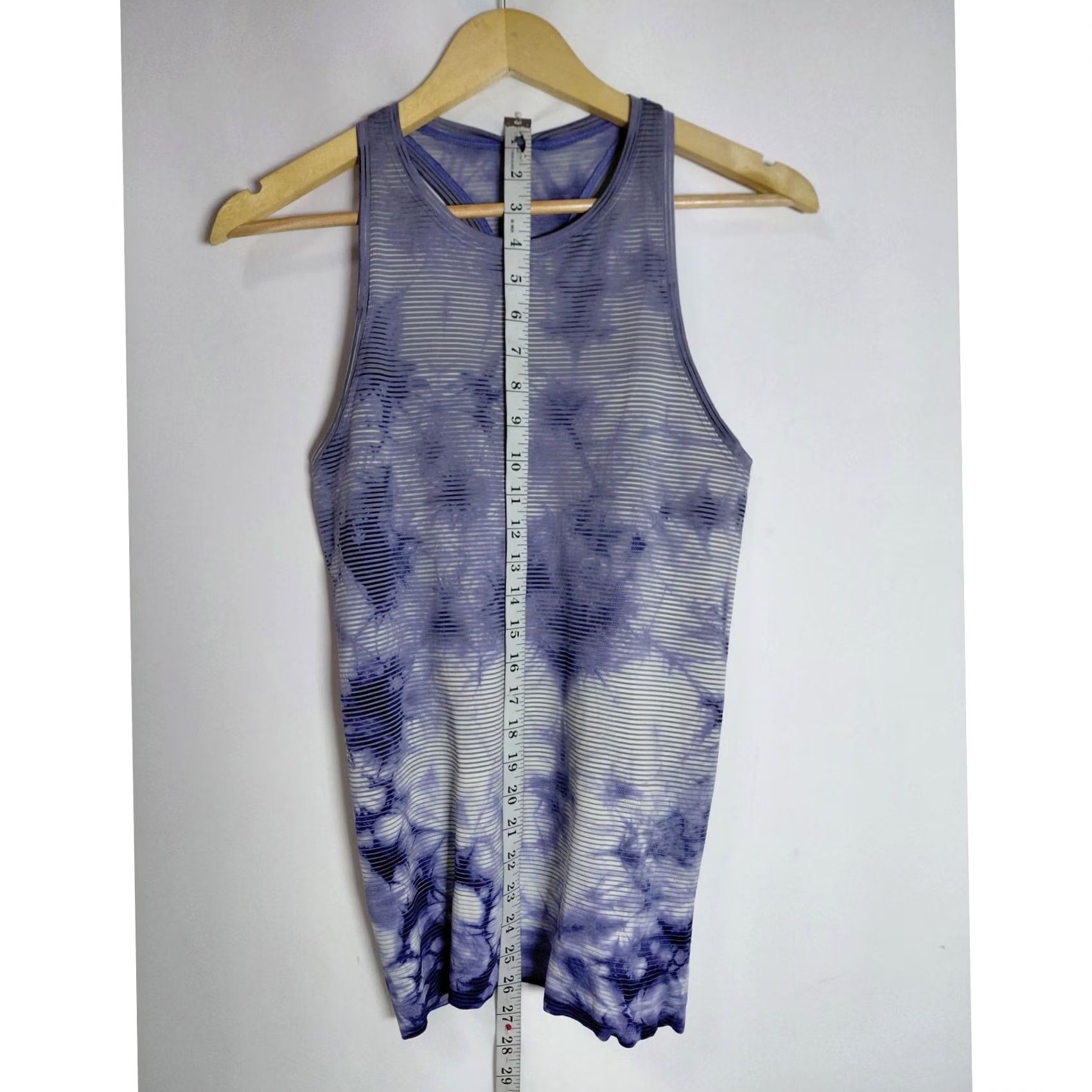 Lululemon Lululemon Tip Purple Scoop Neck Sleeveless Women Size 10 Shirt Size L / US 10 / IT 46 - 4 Thumbnail