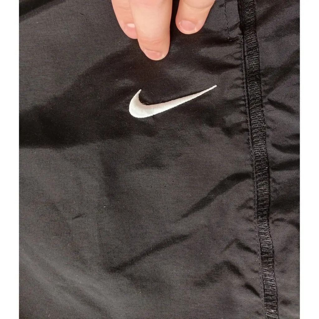 Nike Nike Black Nylon Shorts (L) Size US 34 / EU 50 - 3 Thumbnail