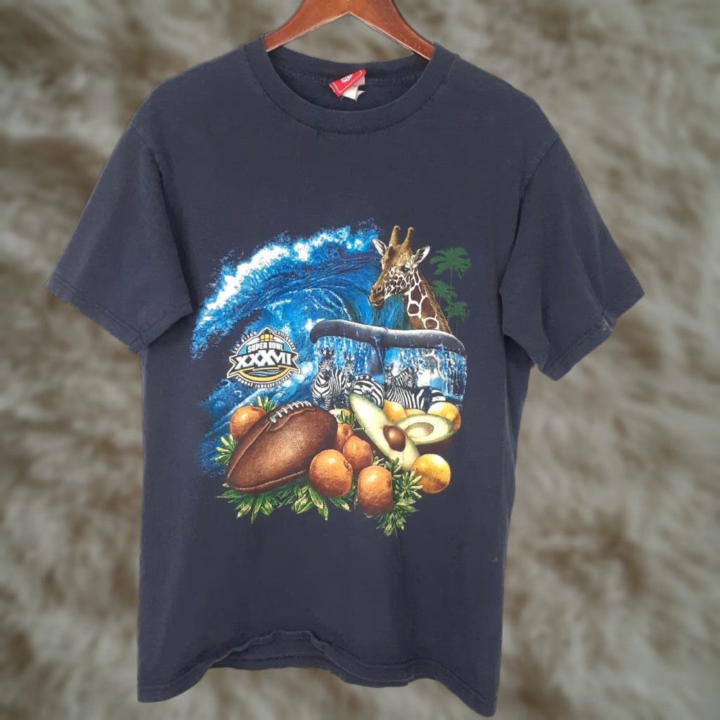 NFL VINTAGE NFL T-Shirt Men Small Blue Football Animals Nature Graphics Y2K Superbowl Size US S / EU 44-46 / 1 - 1 Thumbnail