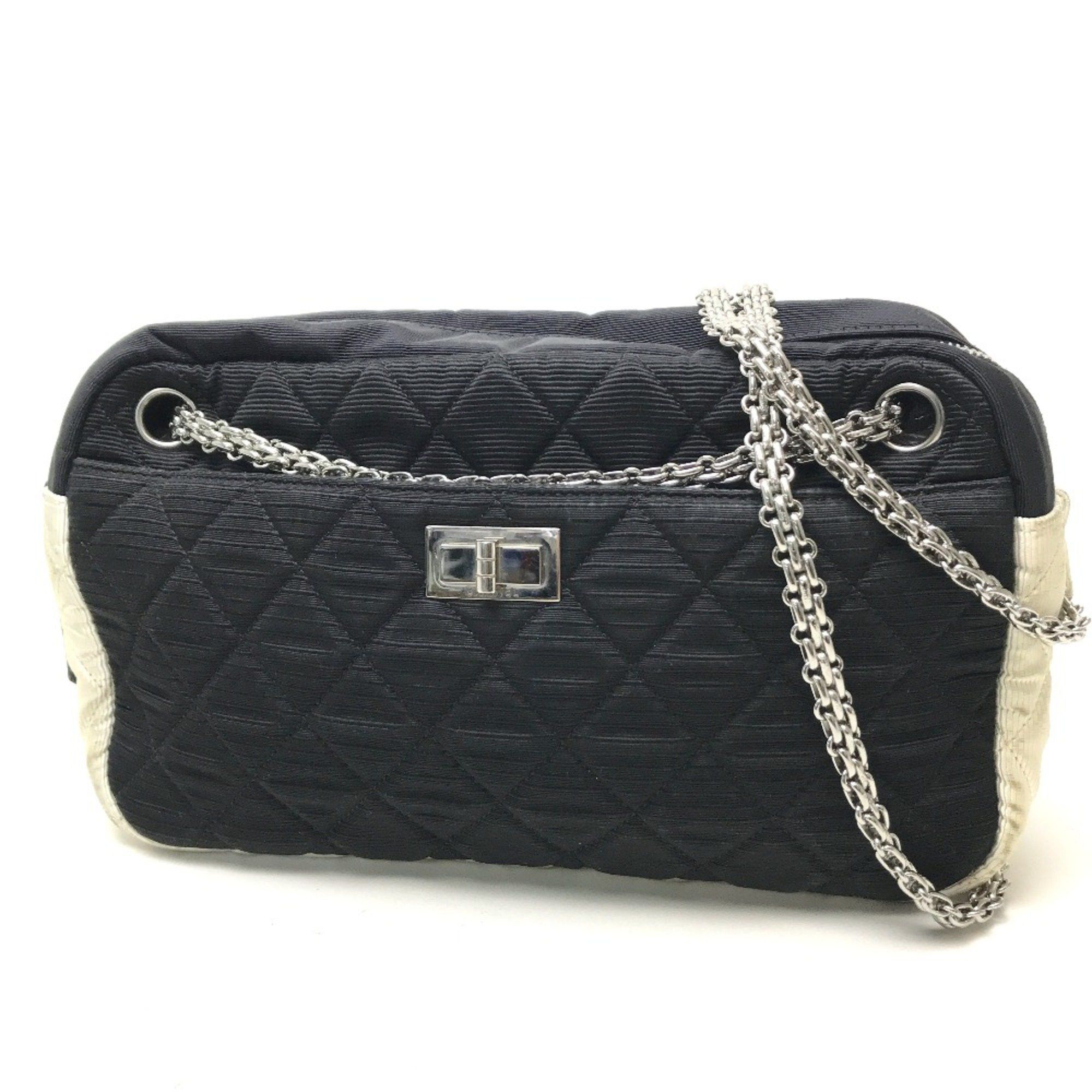 Chanel Chanel Quilted Bag Chain Shoulder Bag Black White Size ONE SIZE - 1 Thumbnail