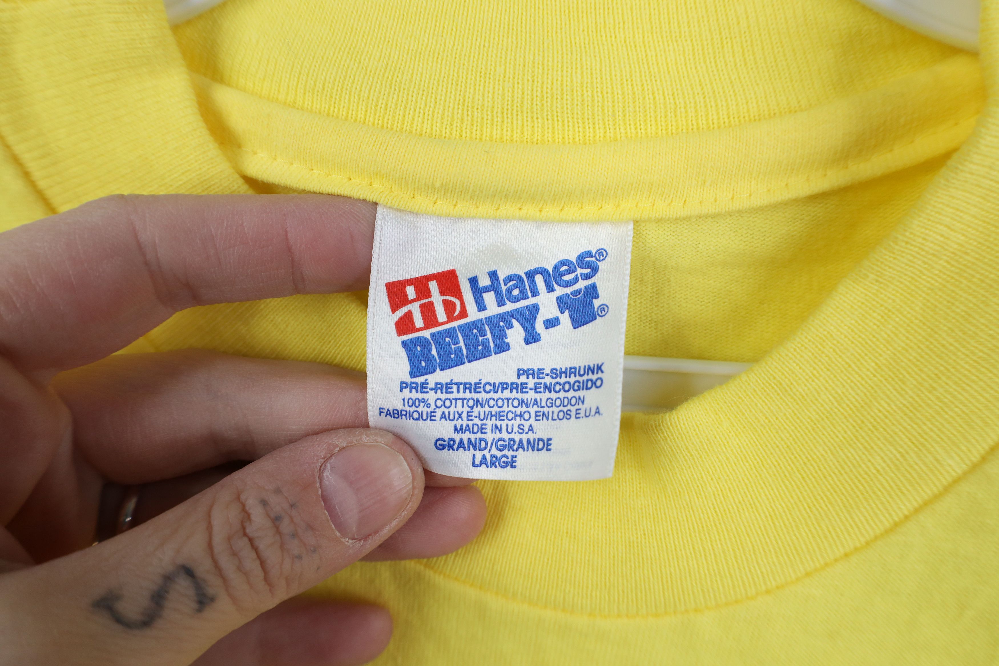 Vintage Vintage 80s 90s Streetwear Vehicle Sign T-Shirt Yellow USA Size US L / EU 52-54 / 3 - 9 Thumbnail