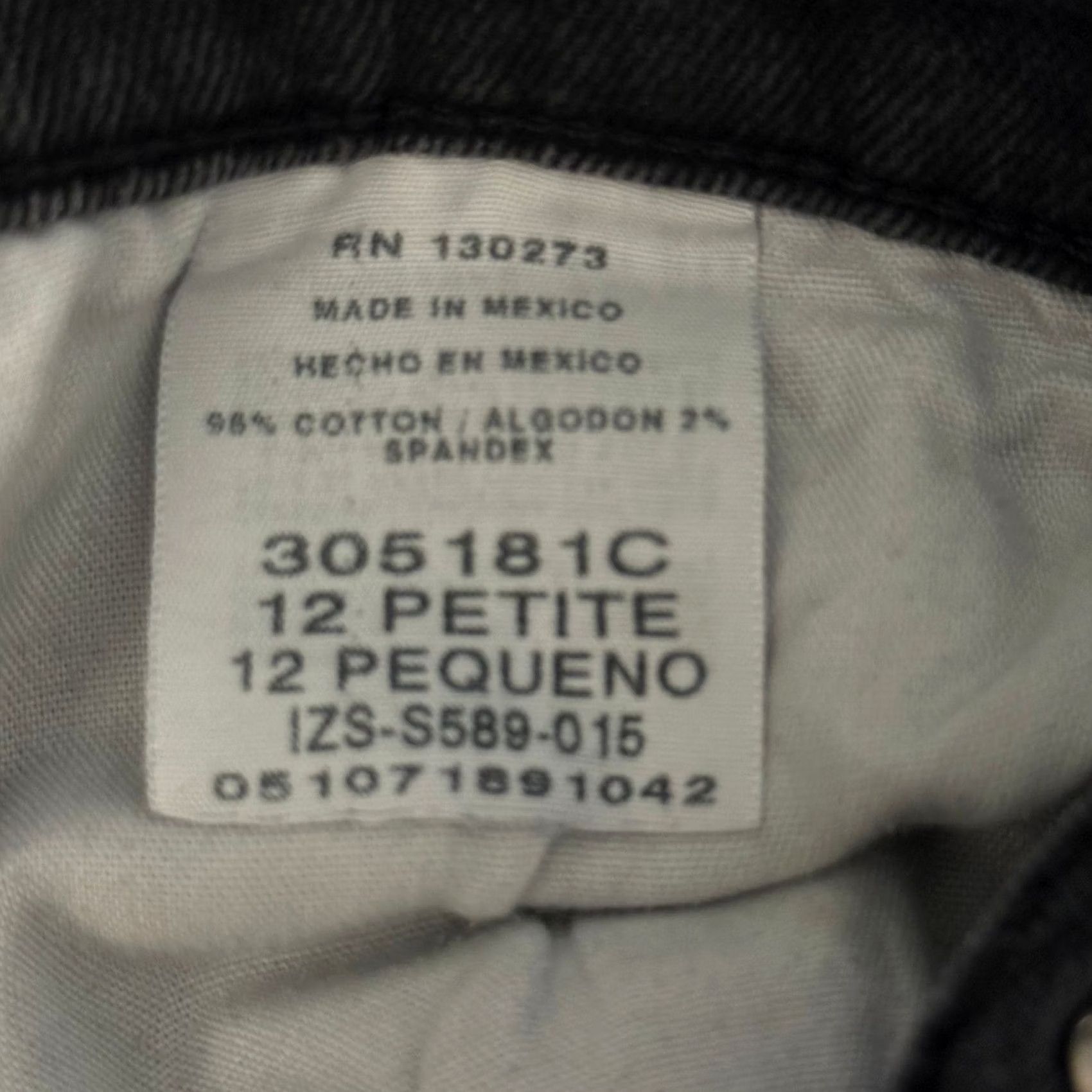 Lee Lee Relaxed Fit Mom Jeans Black Straight Leg Stretch Denim 12P Petite 34W 25Inseam 5-Pocket Zipper Button Womens Jeans Size 34" / US 12 / IT 48 - 5 Thumbnail