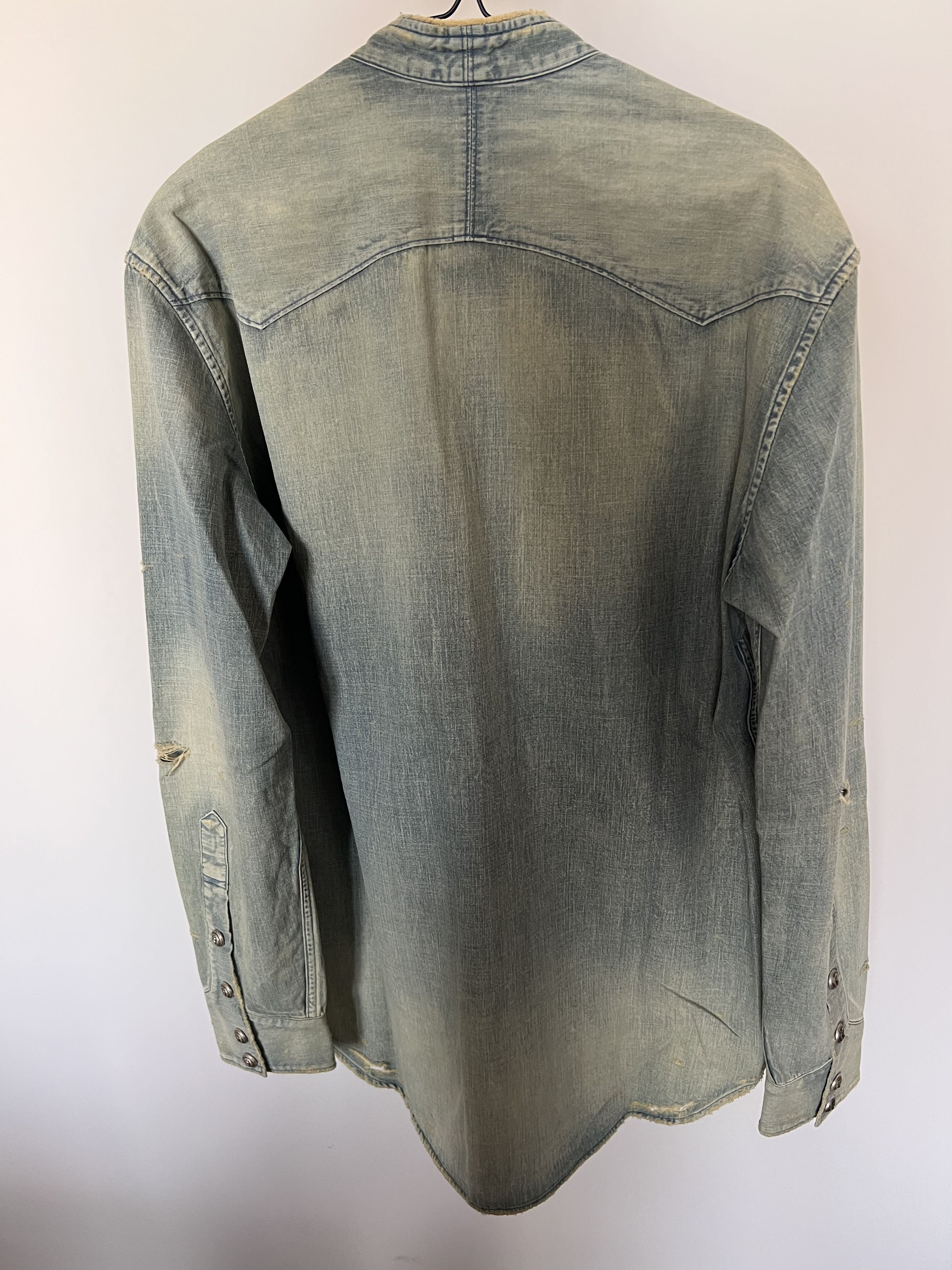 Balmain Balmain Distressed Vintage Denim Shirt Size US L / EU 52-54 / 3 - 2 Thumbnail