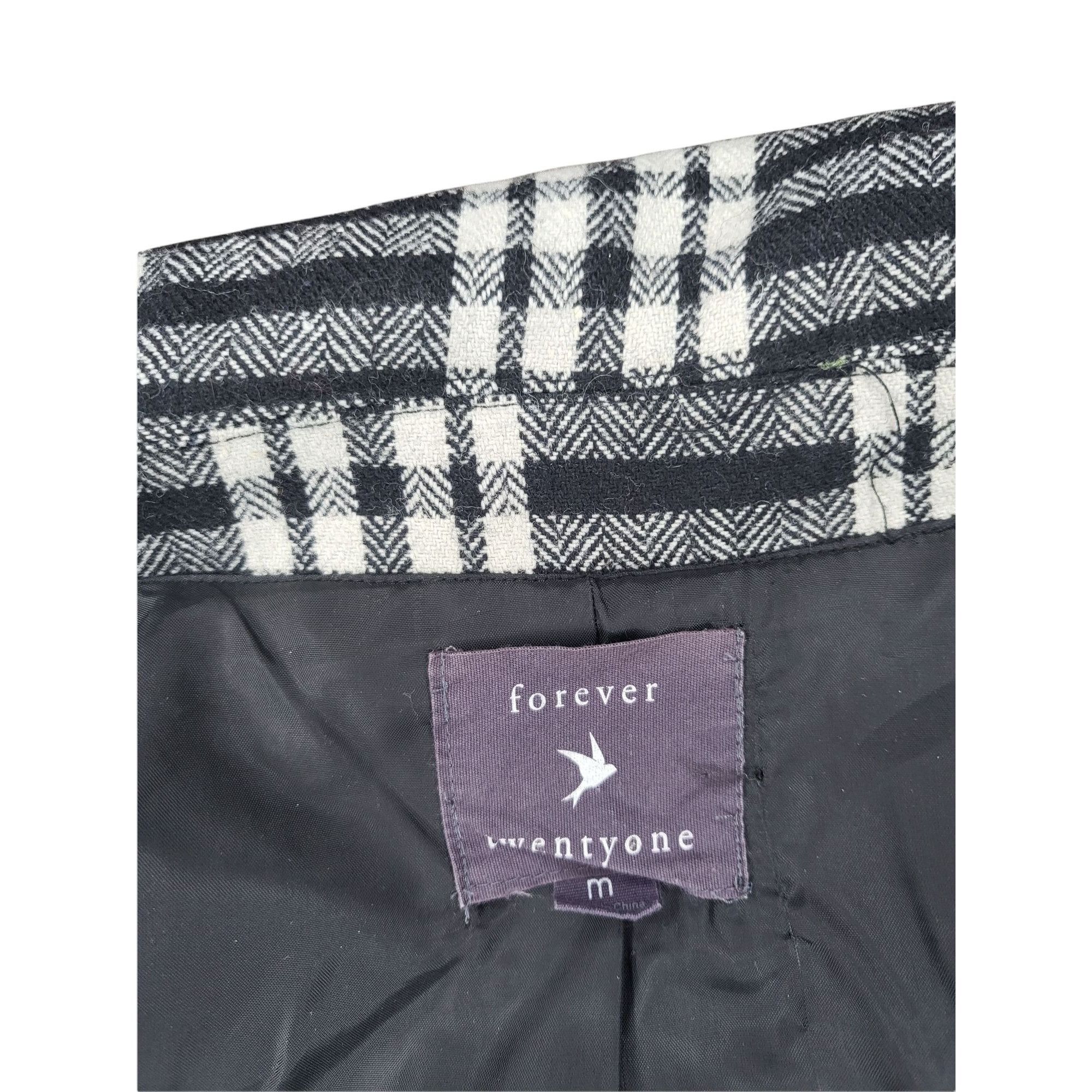 Forever 21 Forever 21 Trench Coat Women Sz M Plaid 6 Button Boho Winter Size M / US 6-8 / IT 42-44 - 6 Thumbnail
