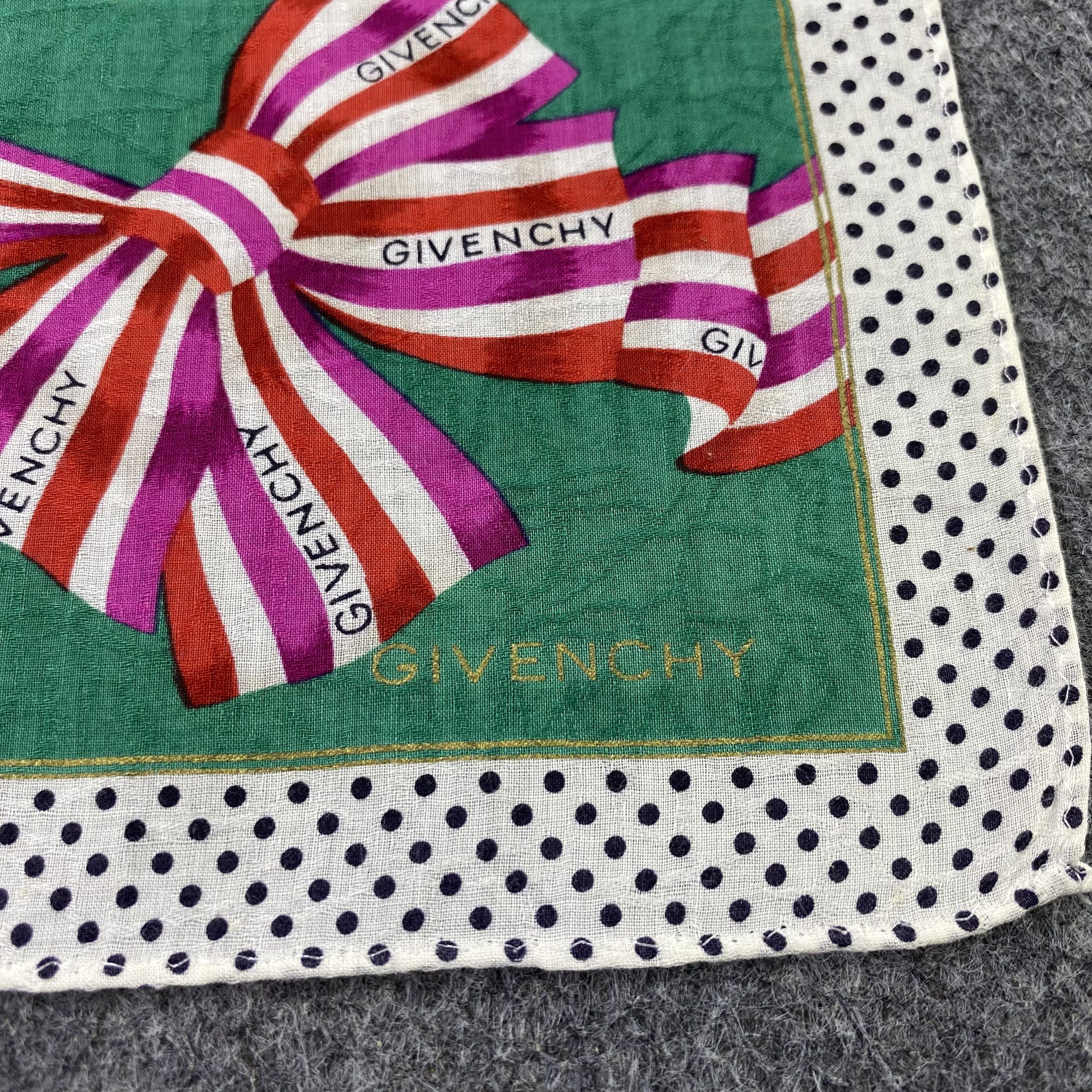 Givenchy Givenchy Handkerchief / Bandana / Neckerchief-B2360 Size ONE SIZE - 7 Thumbnail