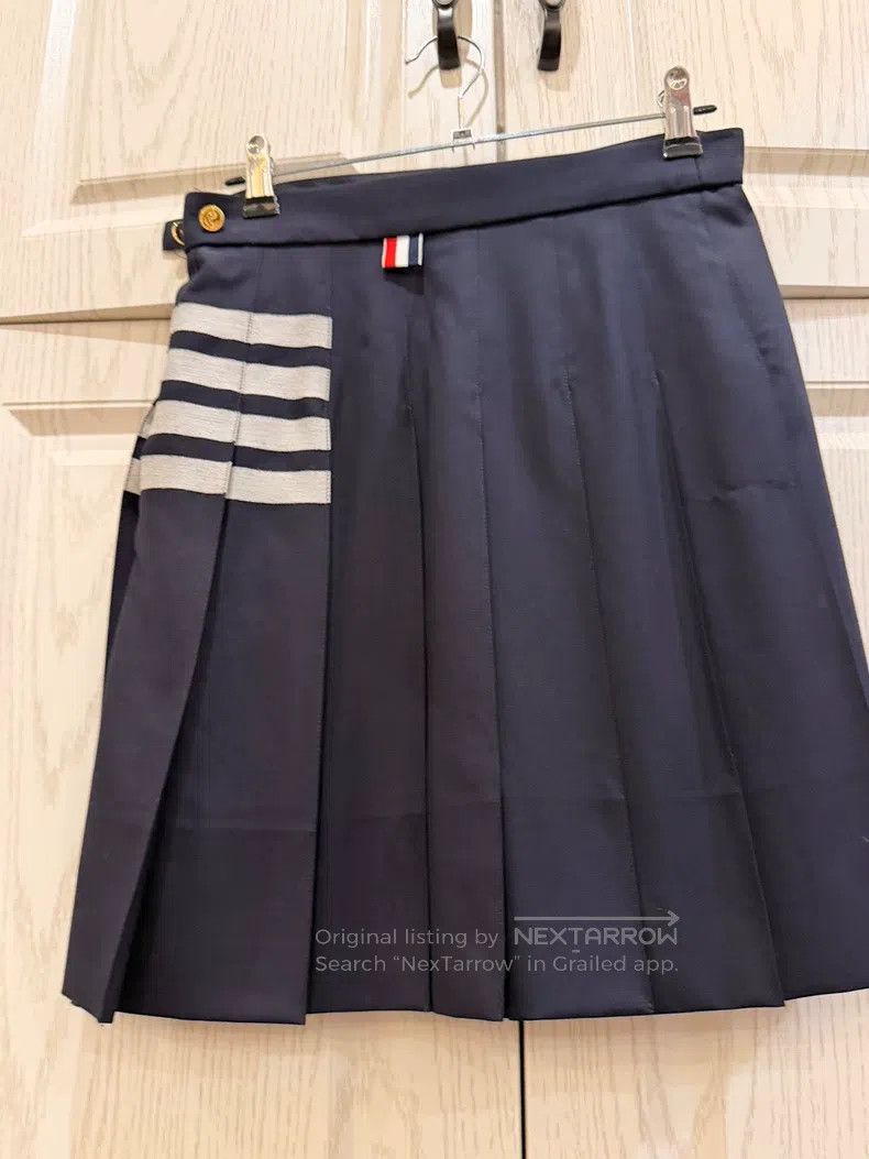 Thom Browne Thom Browne Short wool pleated skirt, half-length skirt Size 25" / US 0 / IT 36 - 2 Thumbnail