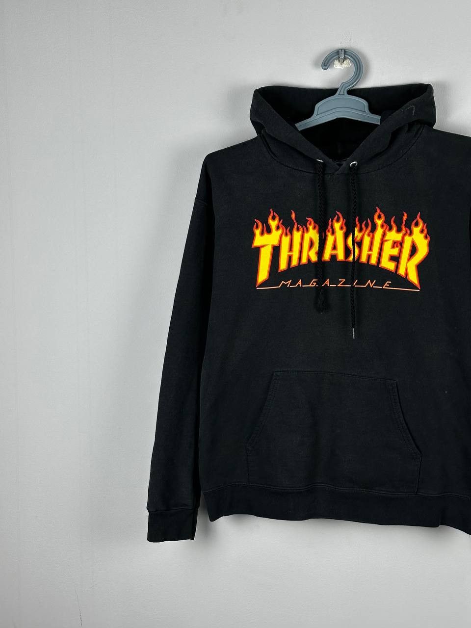 Thrasher Vintage Thrasher Black Flaming Logo Hoodie Skate Size US M / EU 48-50 / 2 - 2 Thumbnail