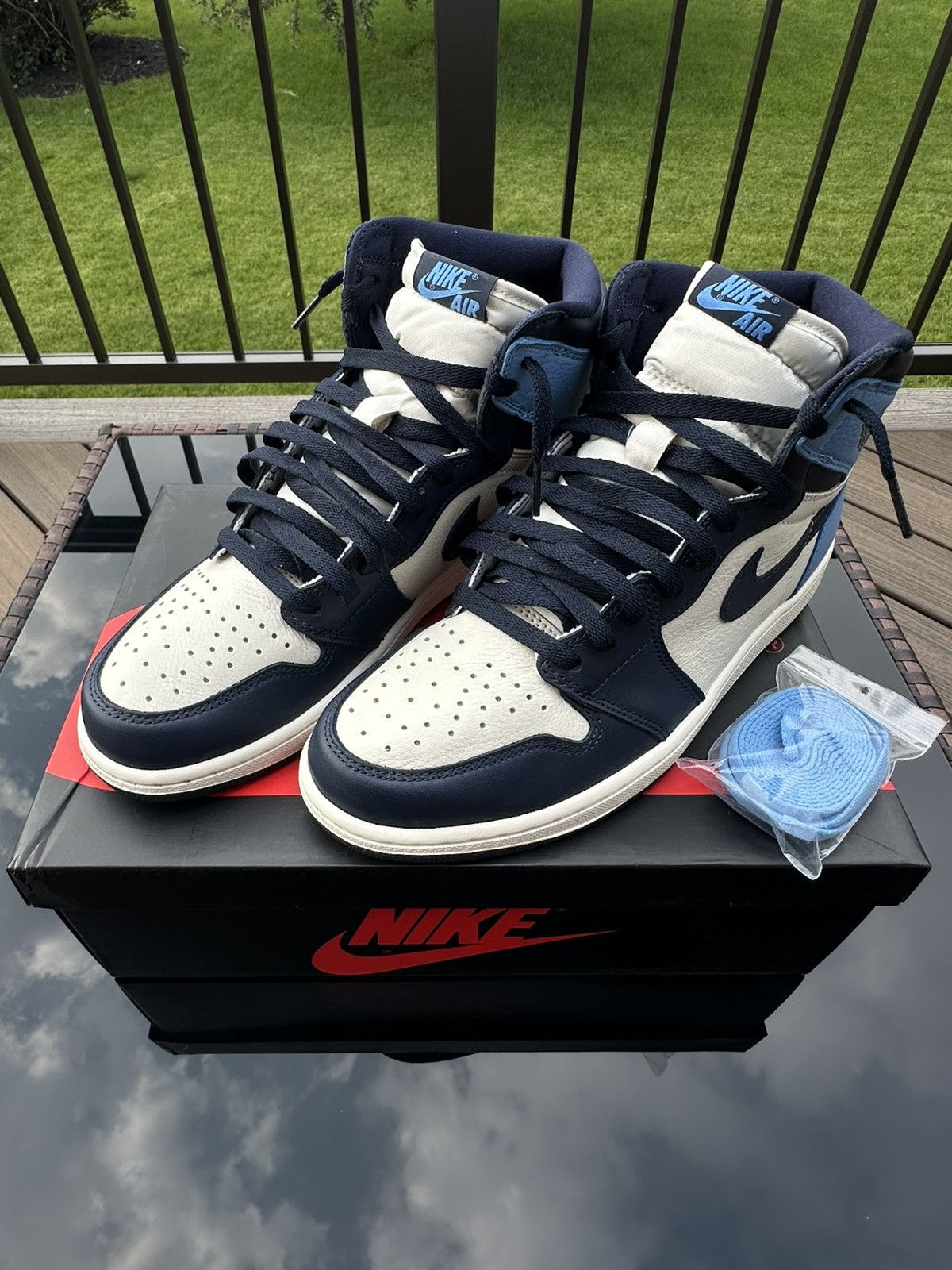 Air Jordan 1 Retro High OG “Obsidian/University Blue”
