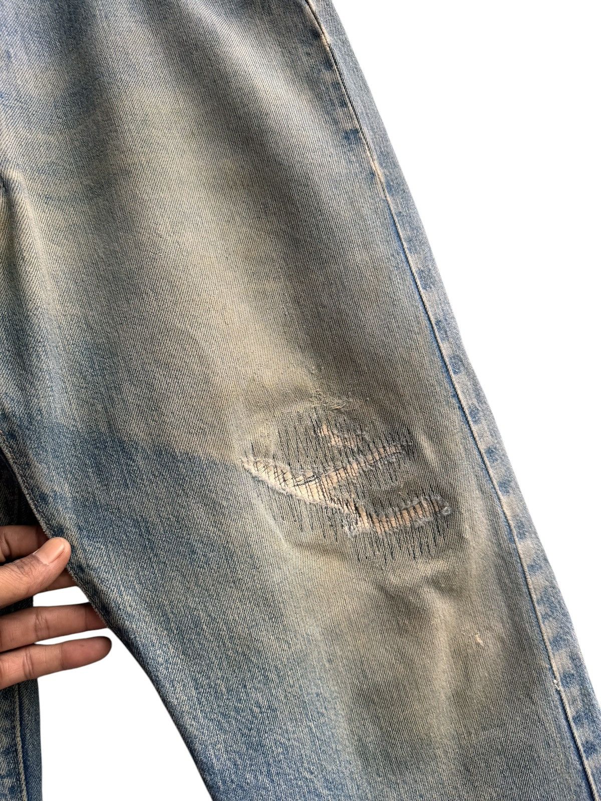 Levi's Vintage Distressed Levis 501 Selvedge Top button 6 Size US 36 / EU 52 - 7 Thumbnail