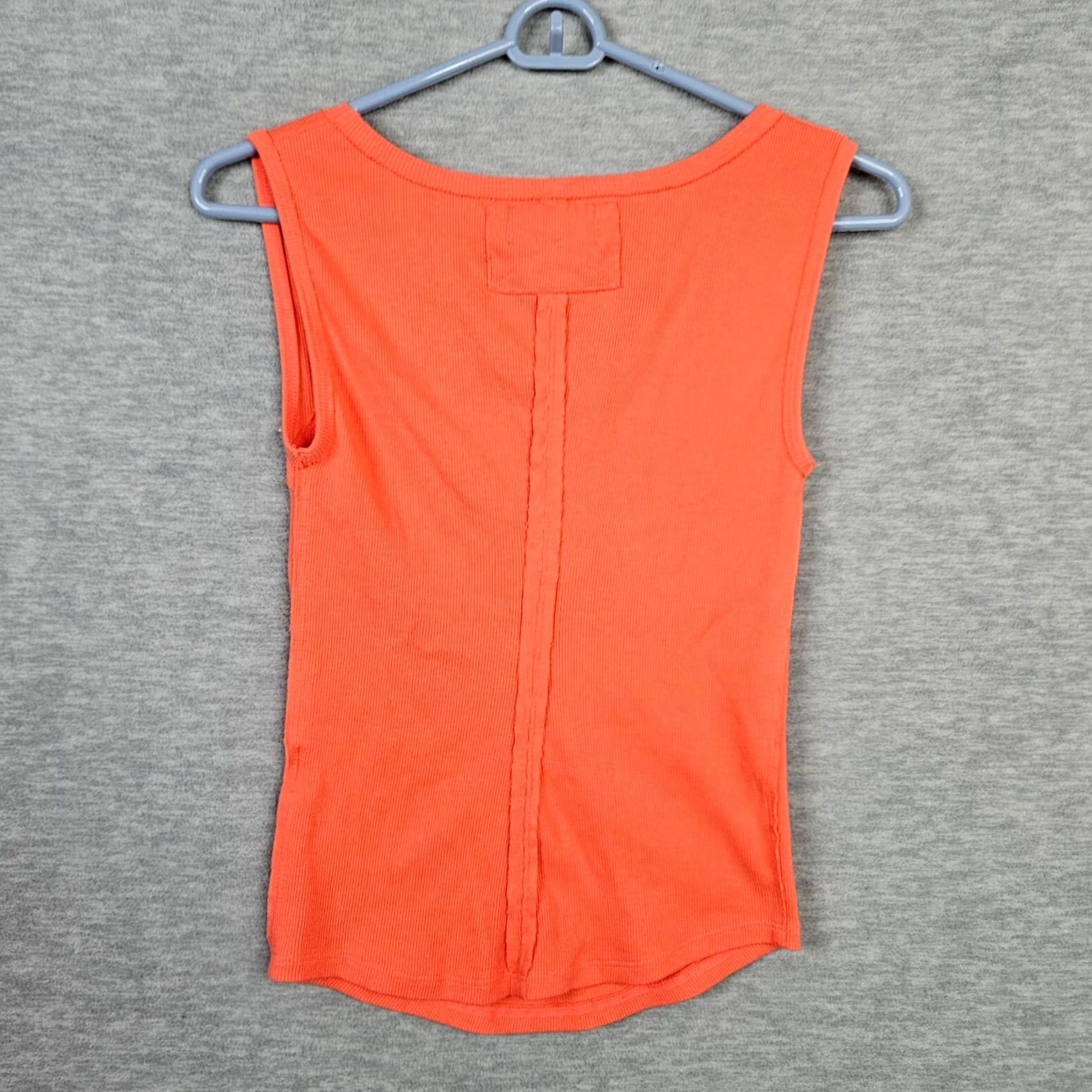 Vintage We the Free Women's Orange Round Neck Tank XS Cotton Blend Slim Fit Regular Short Sleeve Tank top XS Size XS / US 0-2 / IT 36-38 - 2 Thumbnail