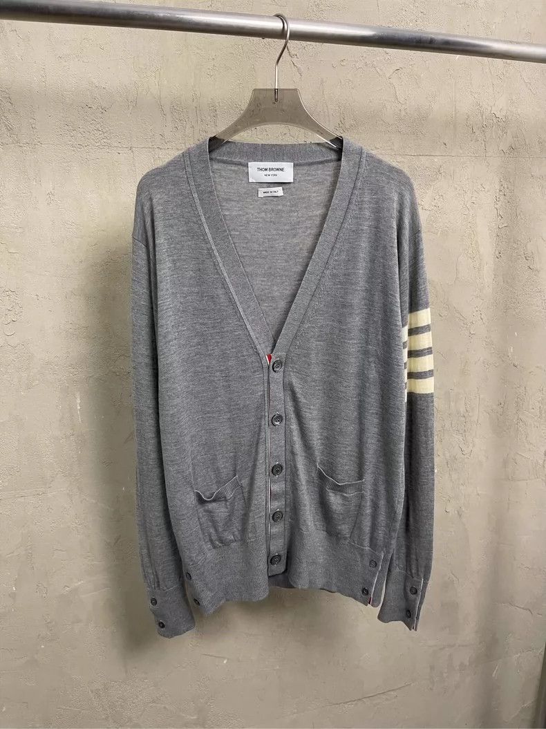 Thom Browne Thom browne Gray four-striped wool cardigan jacket 2504-Nex Size US M / EU 48-50 / 2 - 1 Thumbnail