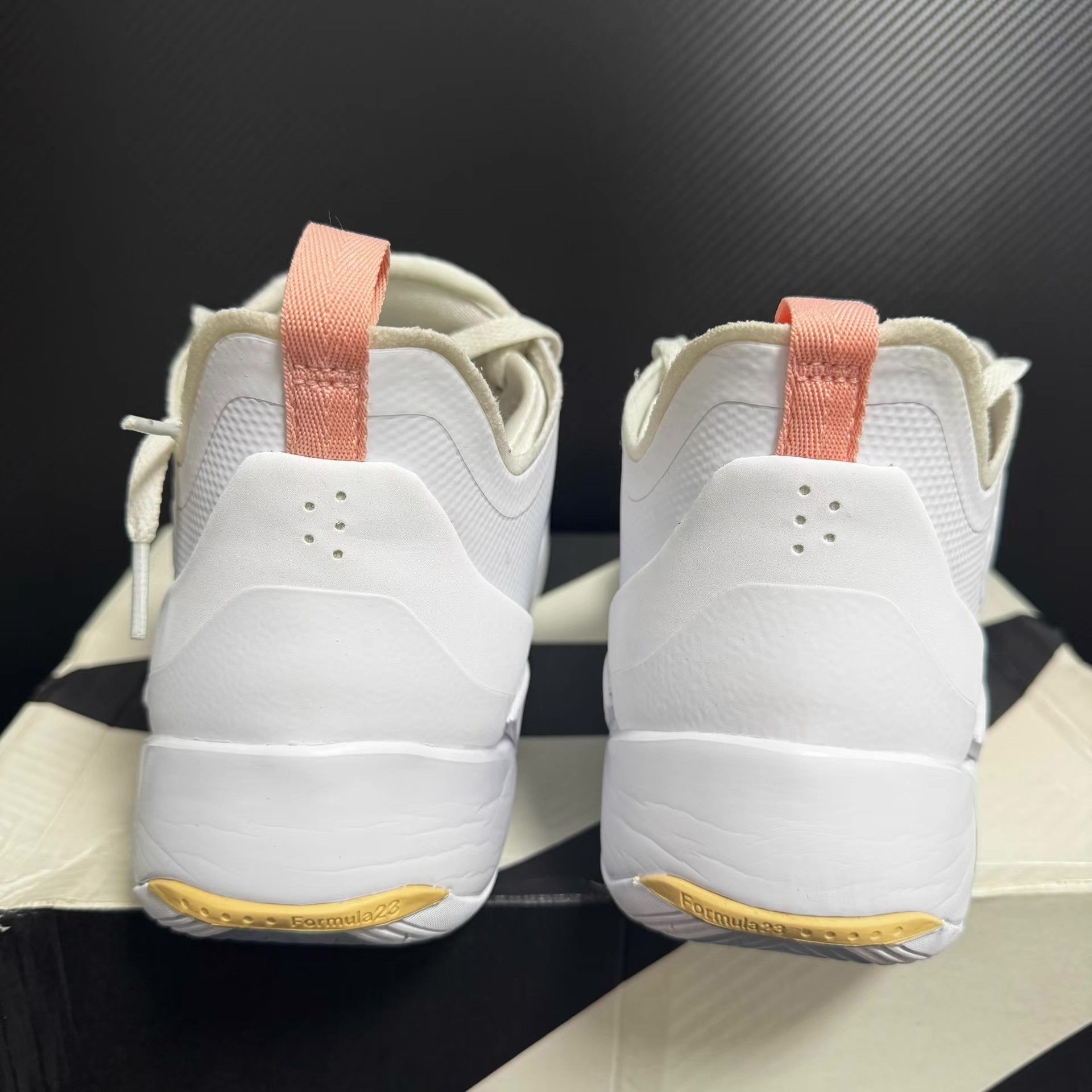 Nike Jordan Luka 1 Q10 Size US 11 / EU 44 - 2 Thumbnail