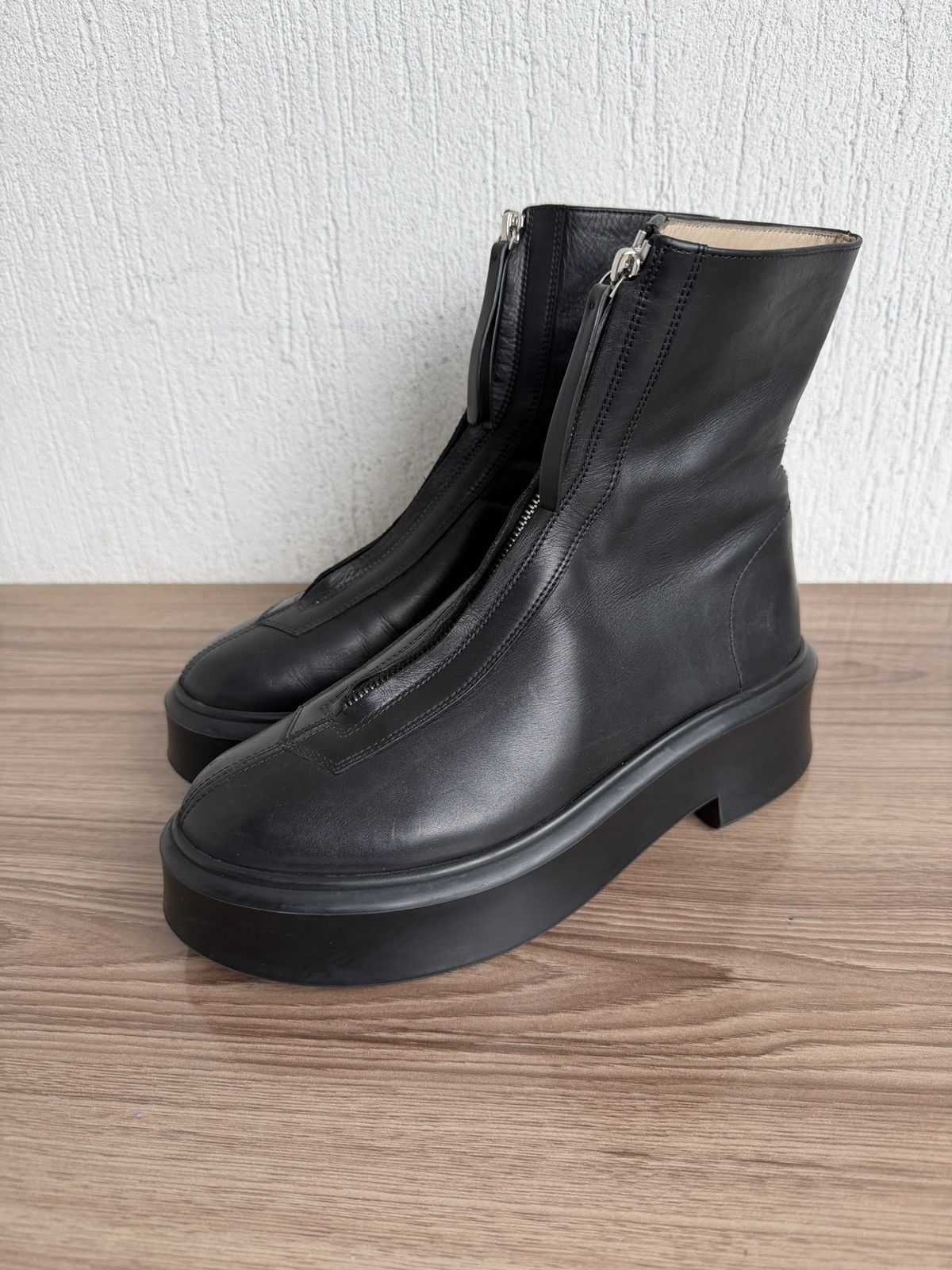 The Row Zipped ankle boots Size US 8 / IT 38 - 1 Thumbnail