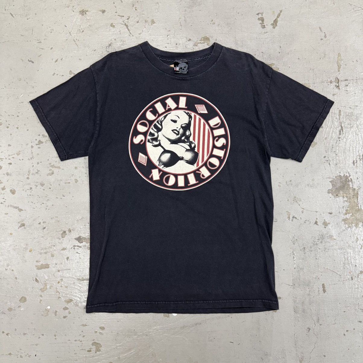 Vintage Vintage Nirvana Sliver shirt Giant tag | Grailed